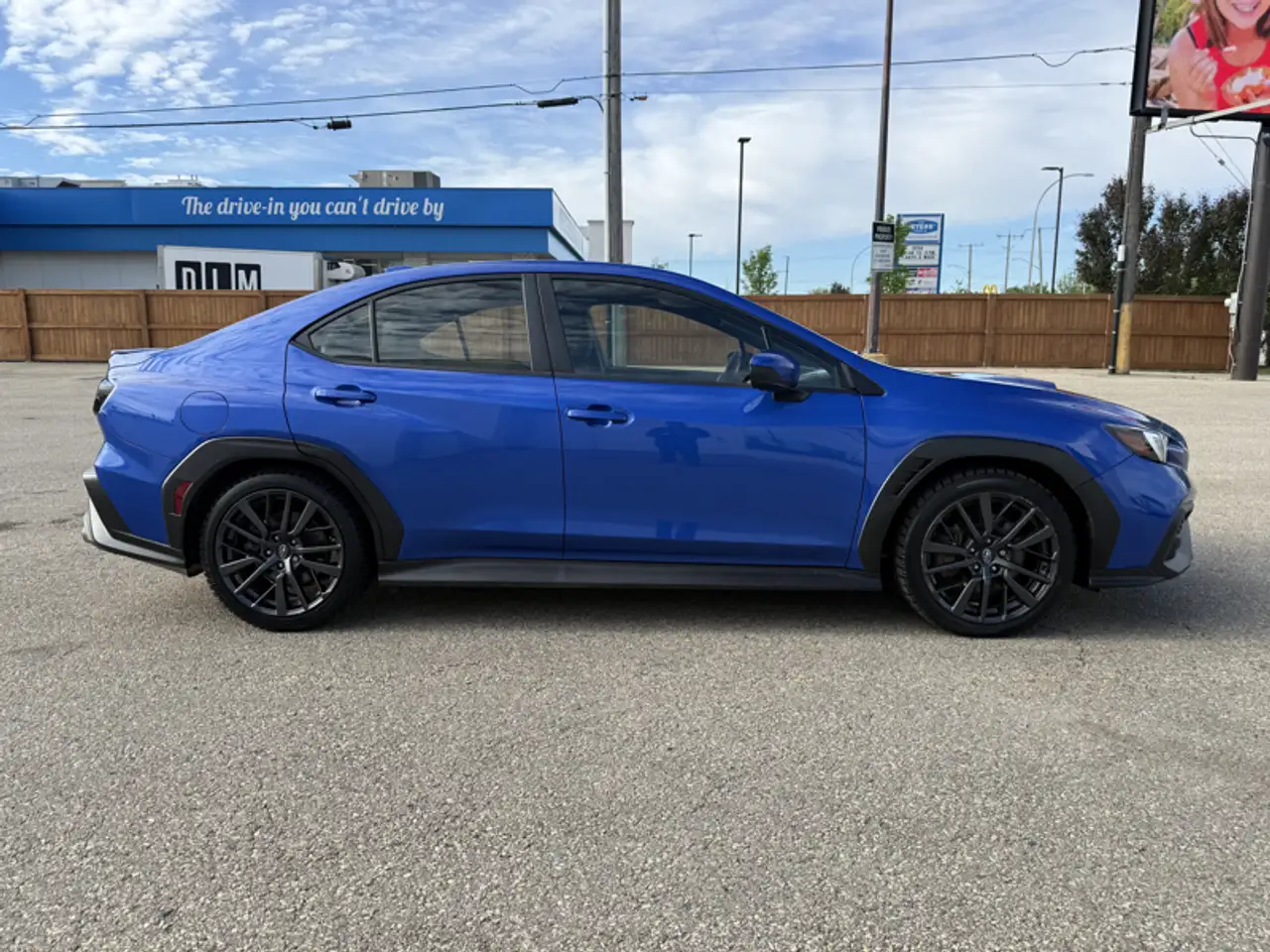 Subaru WRX снимка Subaru WRX