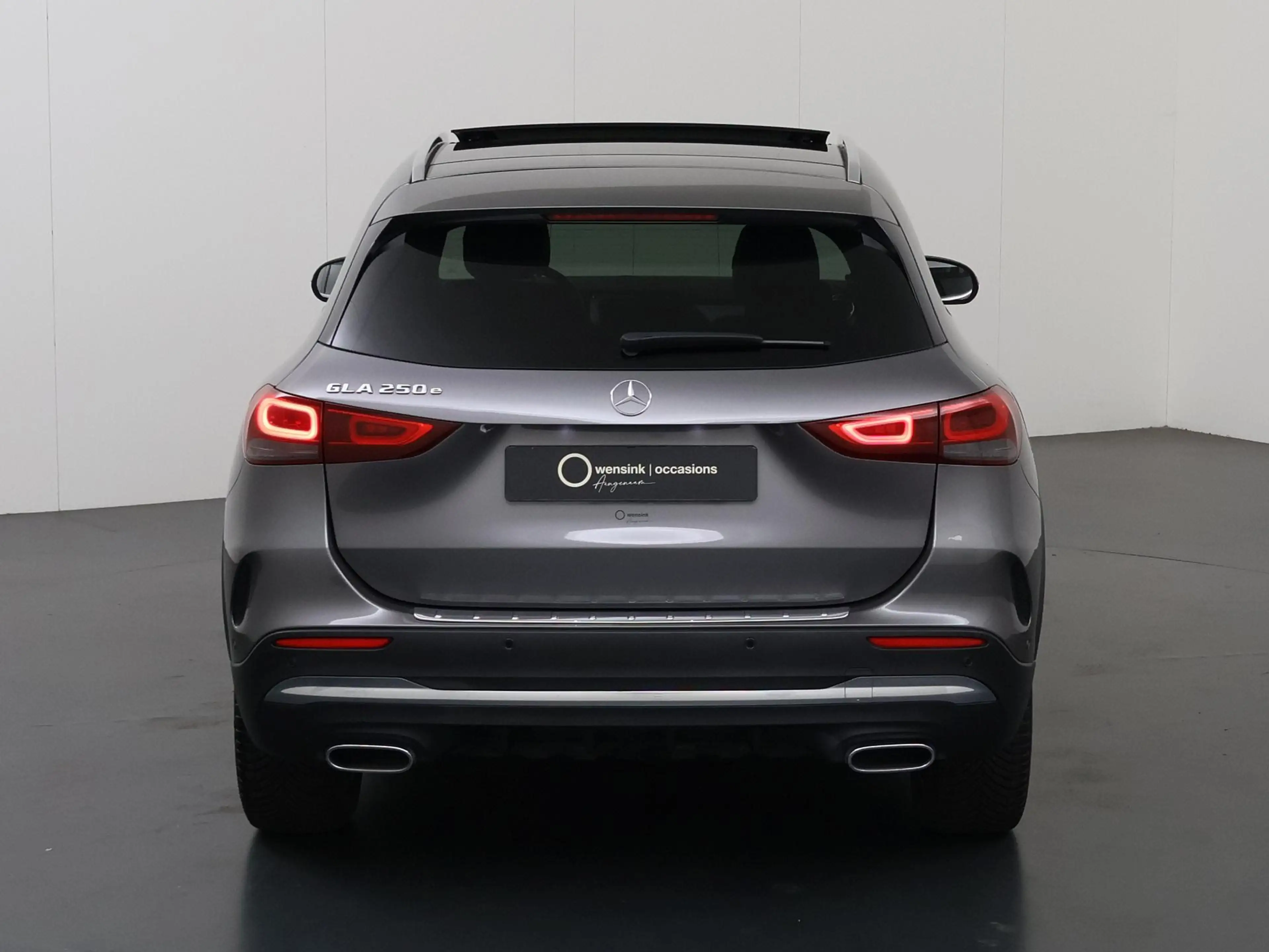 Mercedes-Benz GLA 250 e AMG | Panoramadak | Memory | Multibeam | Keyless — photo 4