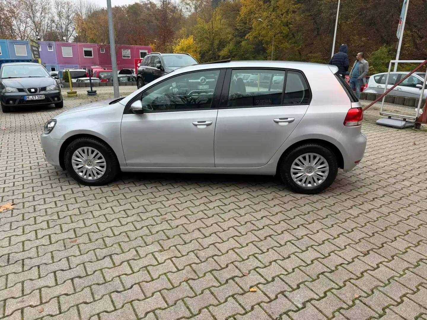 Volkswagen Golf Automatik Navi Klima 1 Hand Preis inkl  Tüv Gris - 1