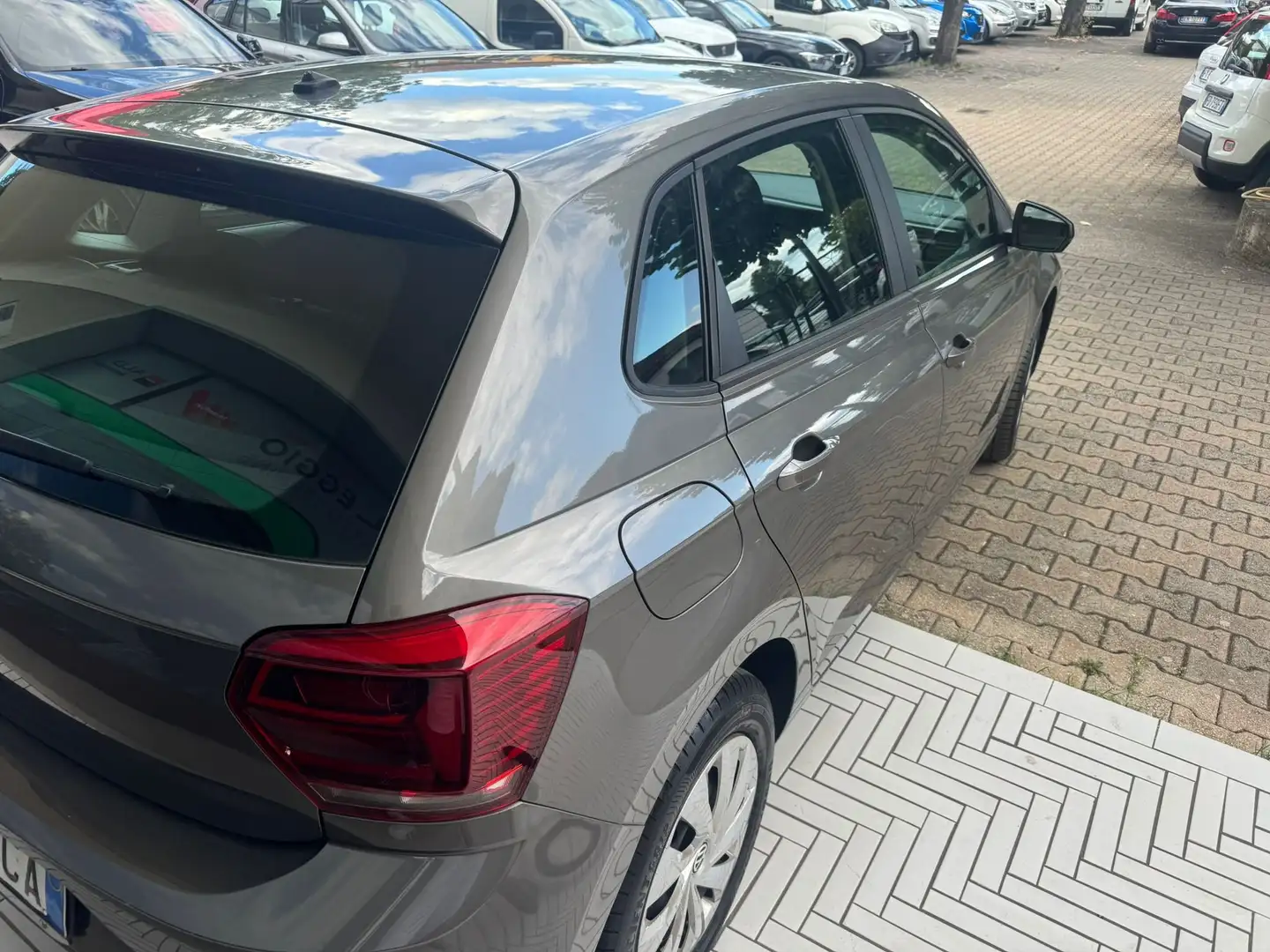 Volkswagen Polo Polo VI 2017 5p 1.0 evo Trendline 65cv Grigio - 2