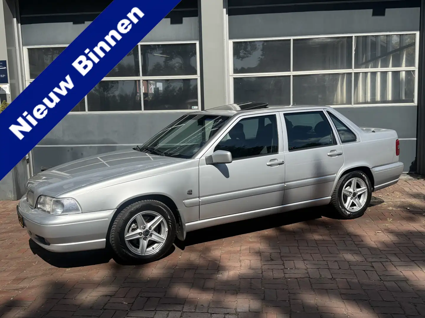 Volvo S70 2.5 | Youngtimer | APK 07-2026 | Toponderhoud! Sta Grijs - 1