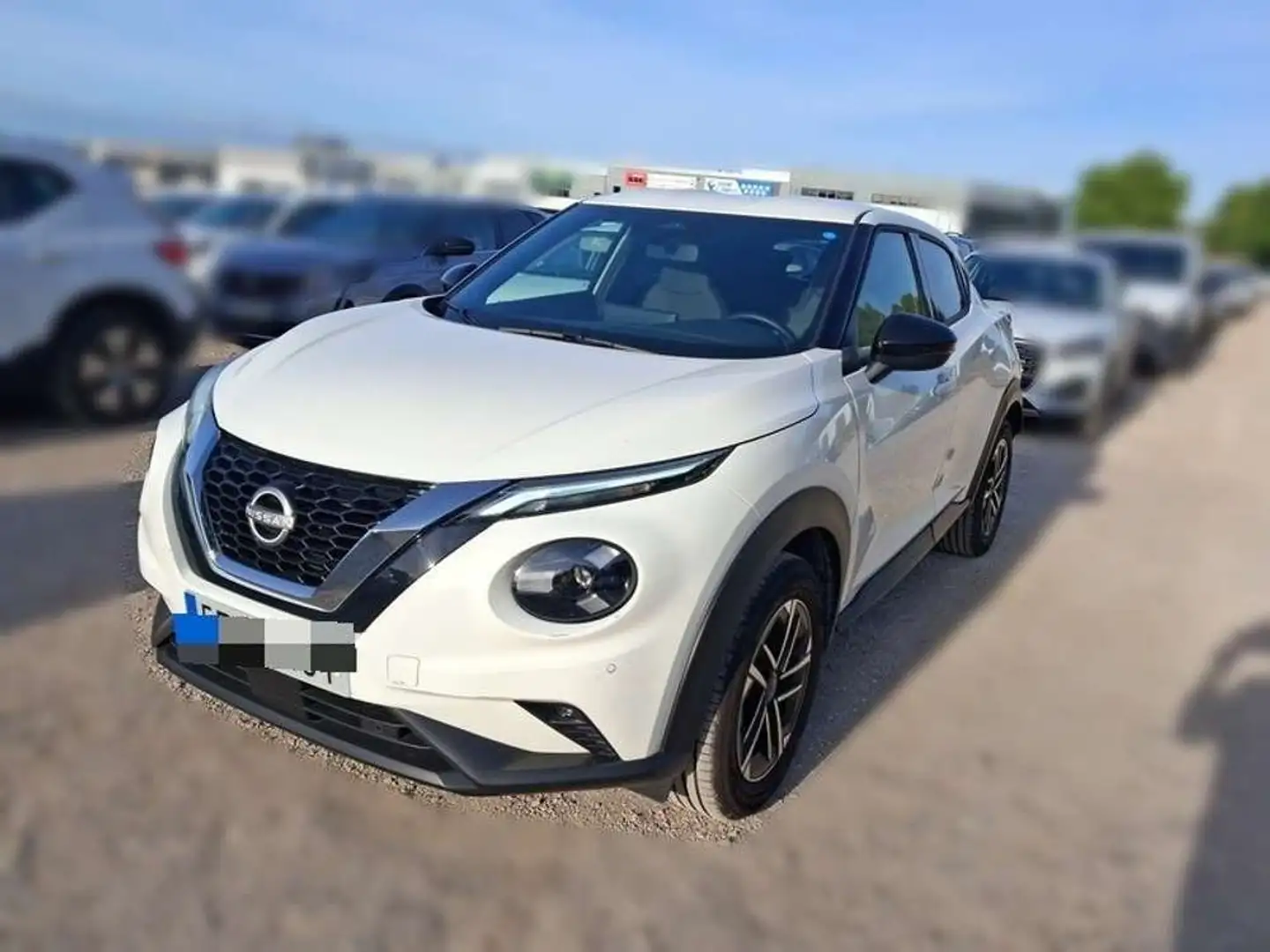 Nissan Juke 1.0 DIG-T N-Connecta 4x2 DCT 7 84kW Blanco - 2