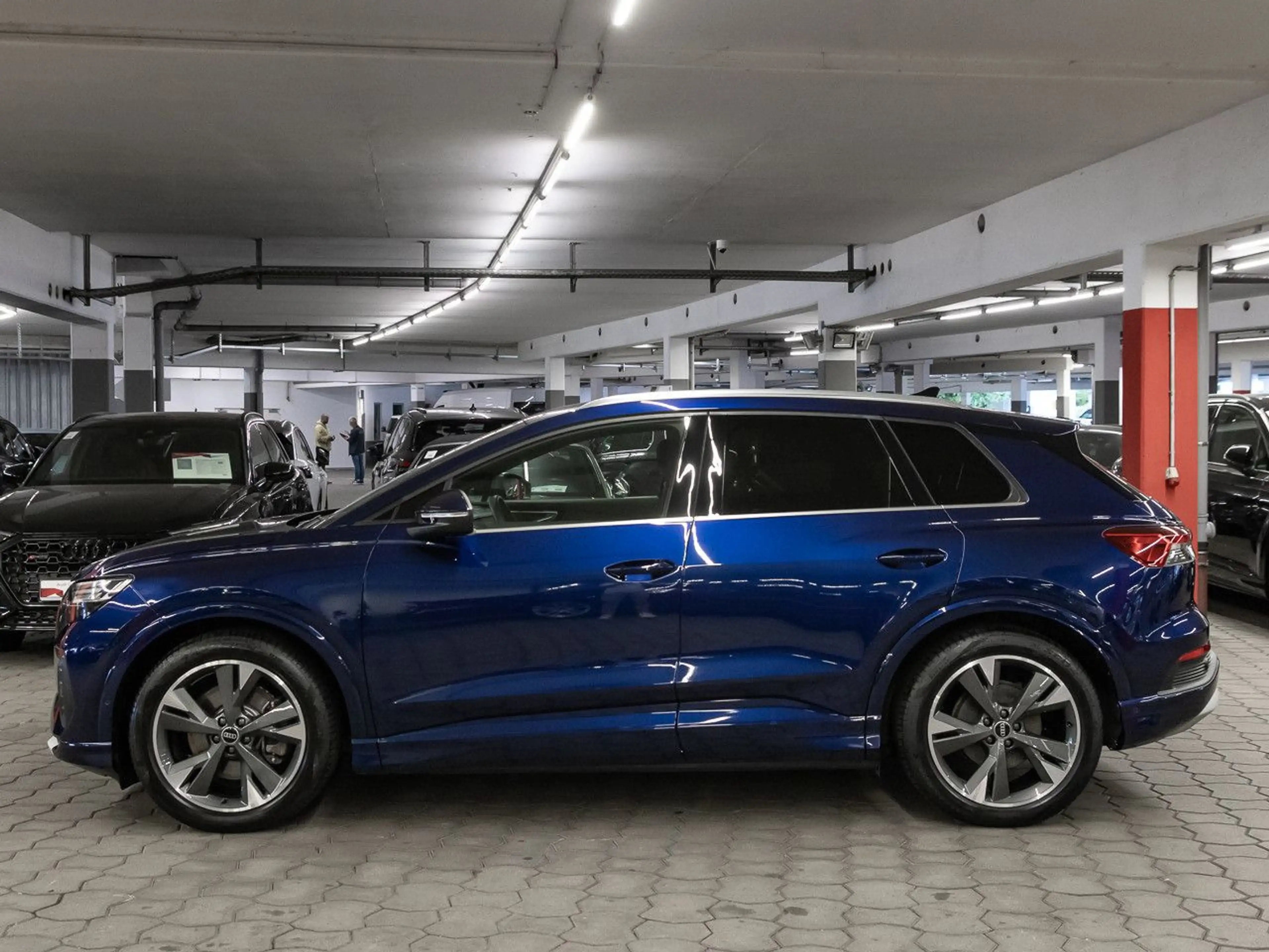 Audi Q4 e-tron 40 S line AHK Matrix AR-HeadUp Kamera — photo 2