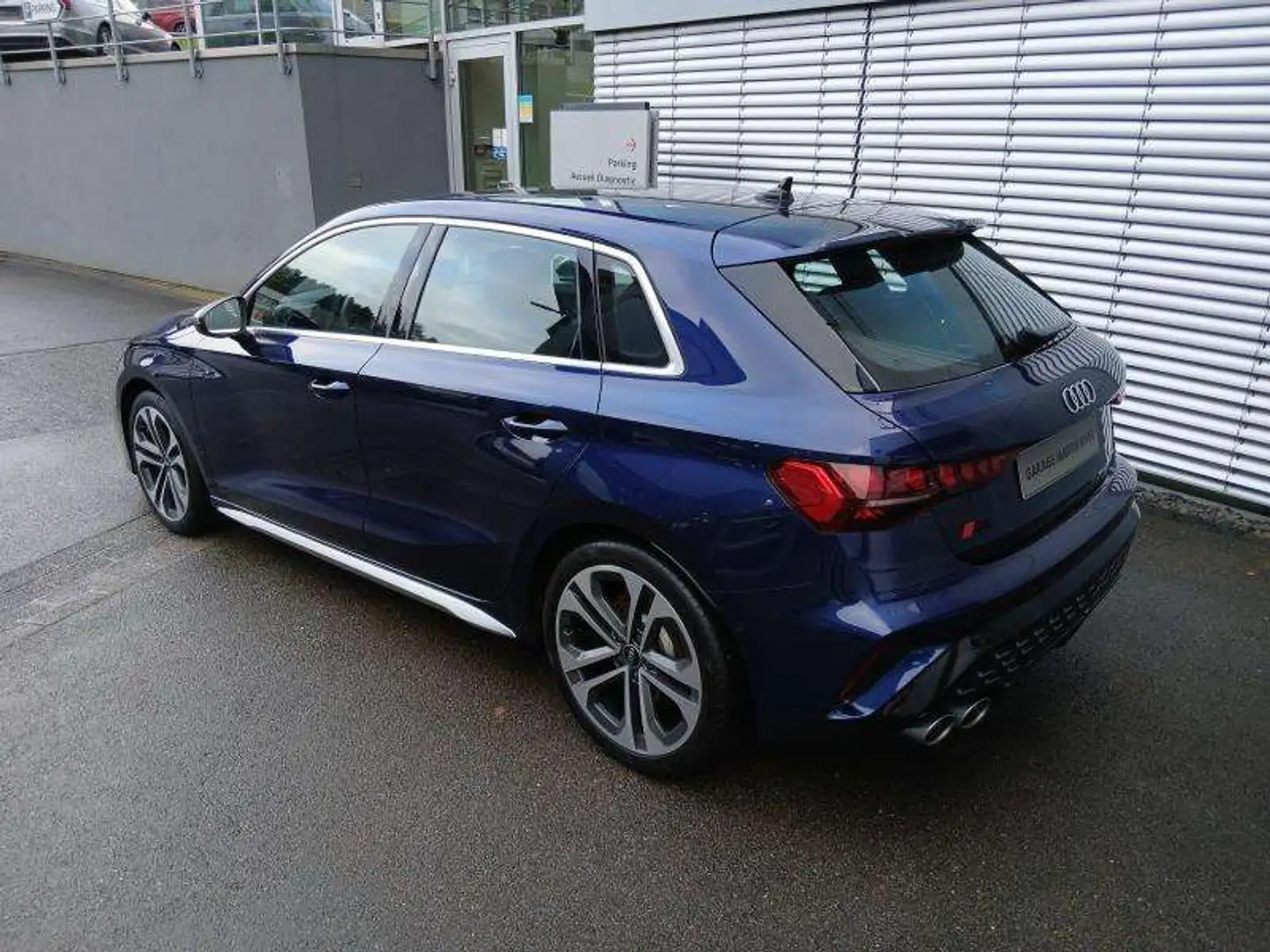 Audi S3 Sportback TFSI quattro s-tronic Синий - 2