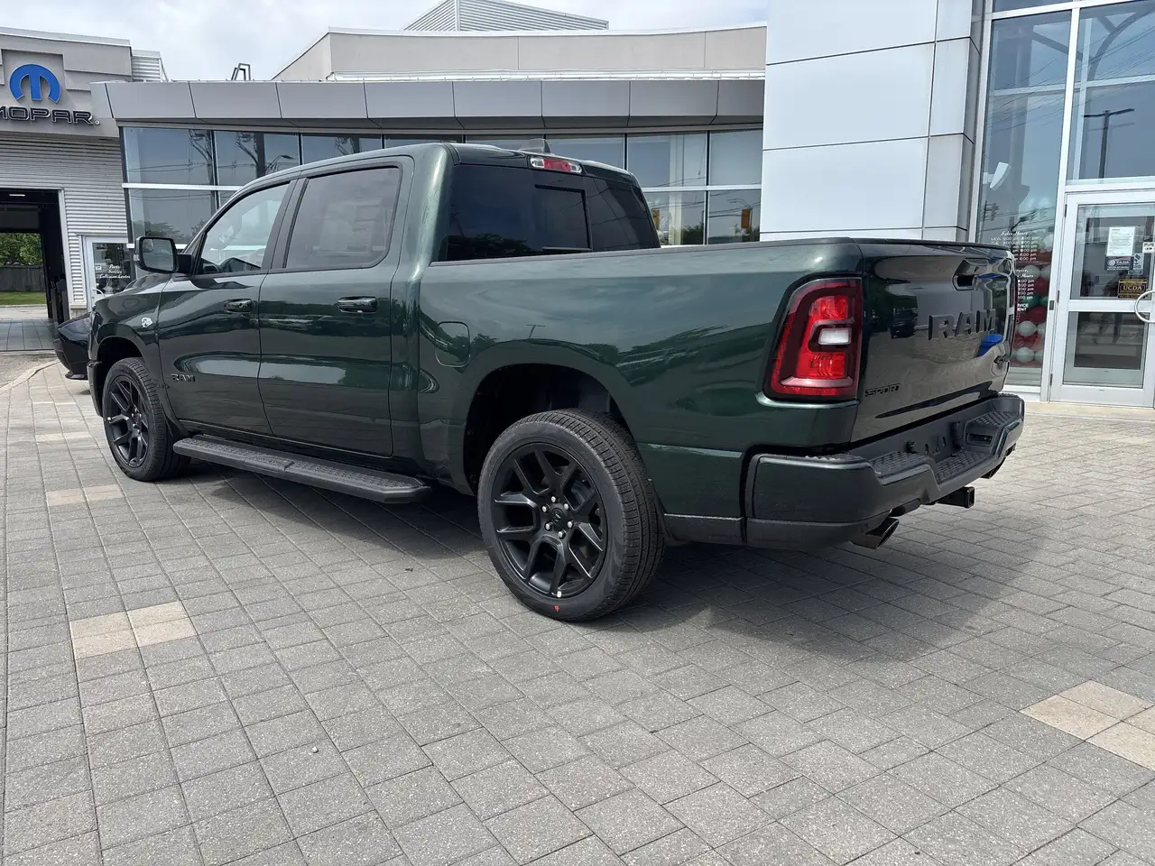 RAM 1500 photo RAM 1500