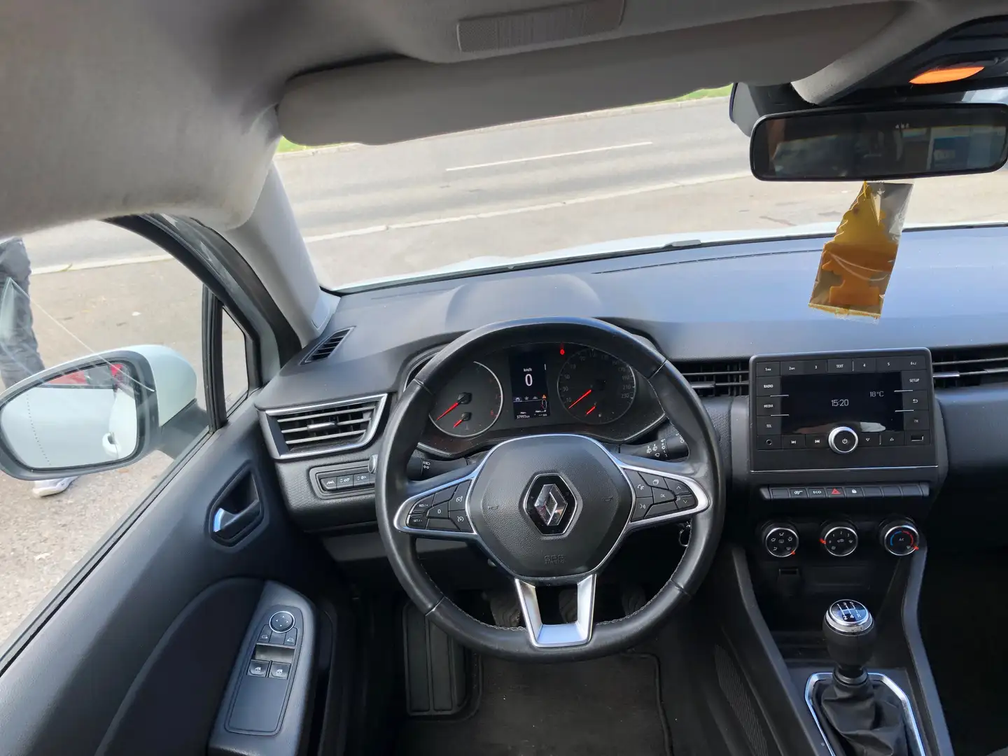 Renault Clio 1,0 *Sparsam, ideal für Stadt und Langstrecke* Wit - 2