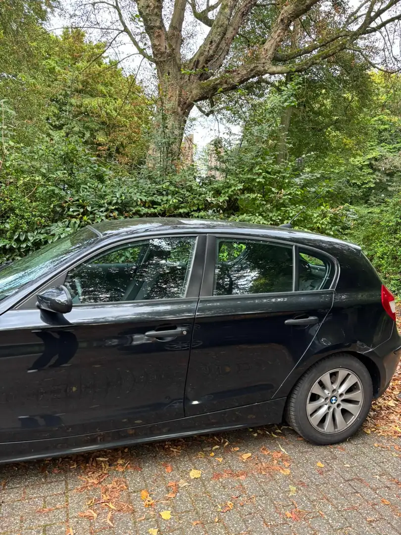 BMW 118 1er Diesel (5-Türer) 118d Grün - 2