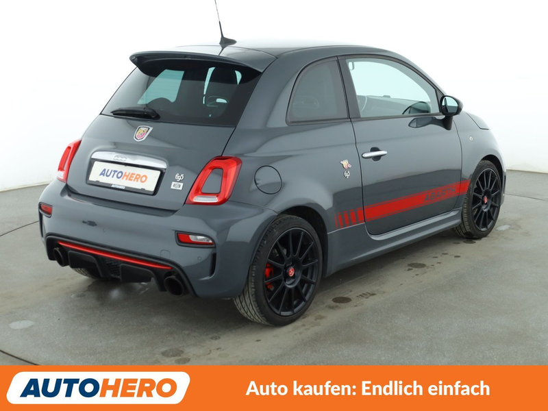 Abarth 695 1.4 Turbo XSR Yamaha Limited Edition *NAVI*PDC* — photo 6