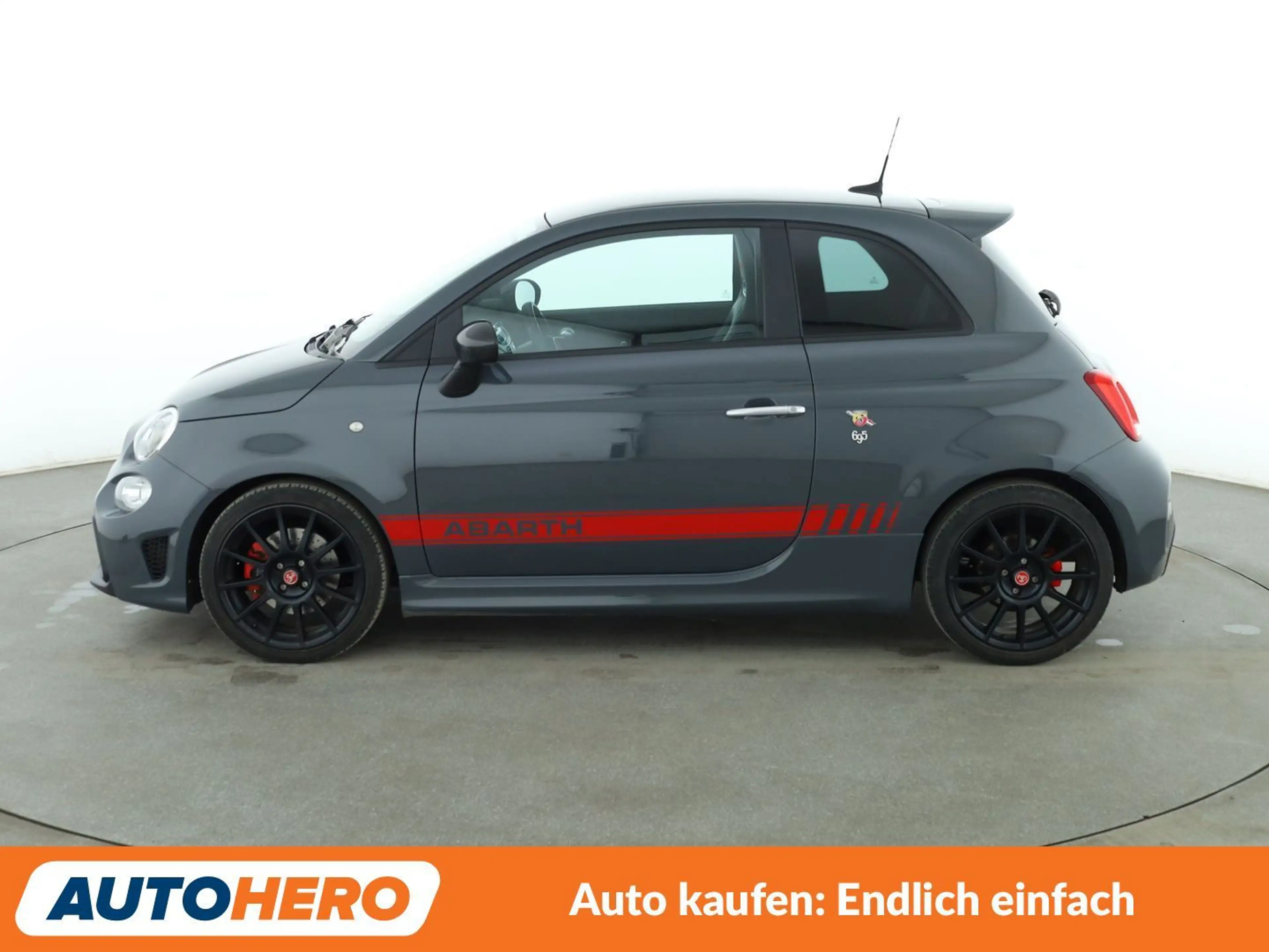 Abarth 695 1.4 Turbo XSR Yamaha Limited Edition *NAVI*PDC* — photo 3