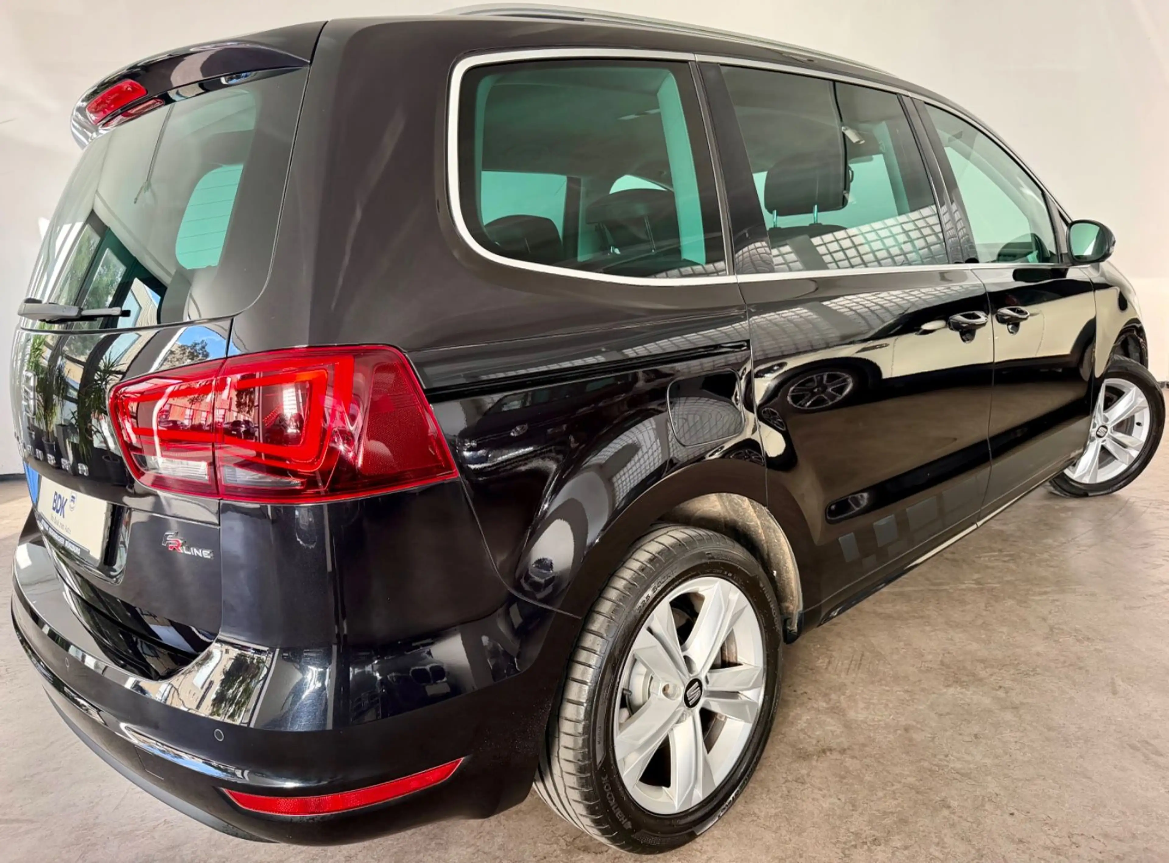 SEAT Alhambra FR-Line 7-Sitzer 2.Hand AHK Temp Kamera — photo 5