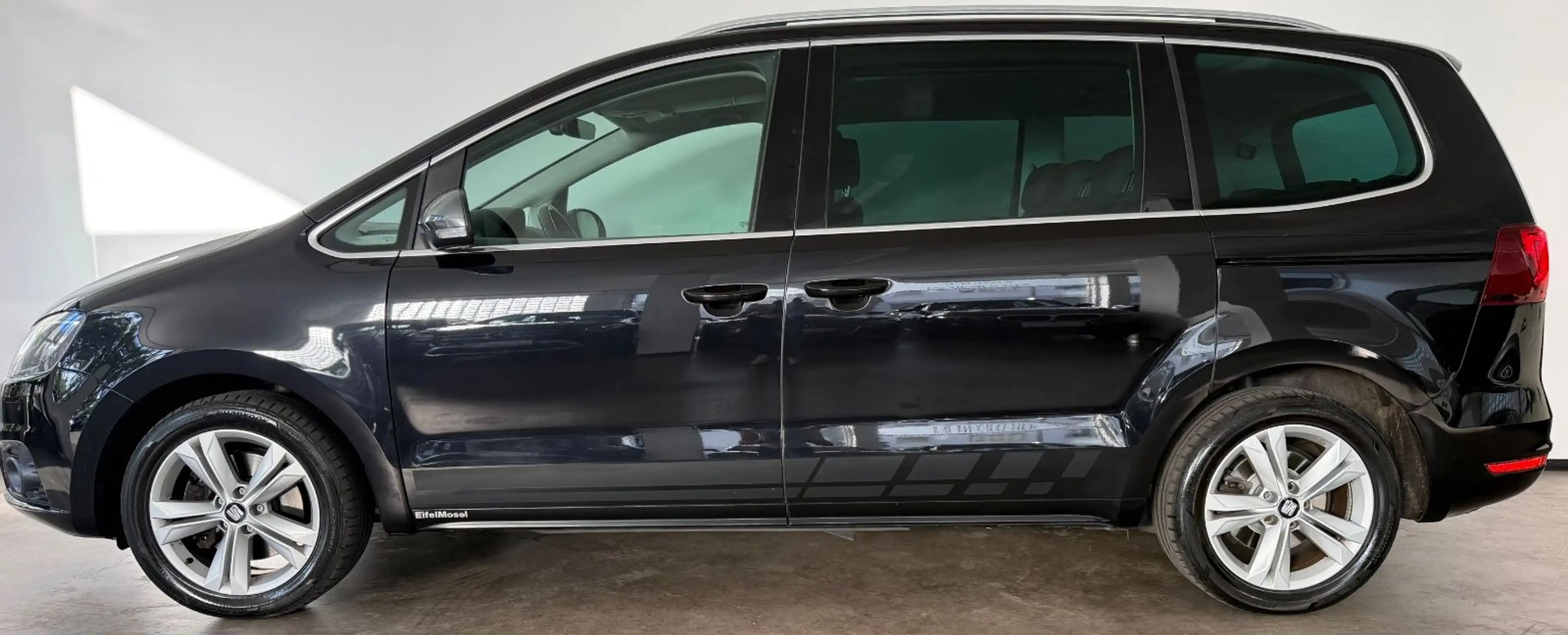 SEAT Alhambra FR-Line 7-Sitzer 2.Hand AHK Temp Kamera — photo 9
