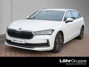 Combi 2.0 TDI DSG Selection 17" Pano HUD Matrix...