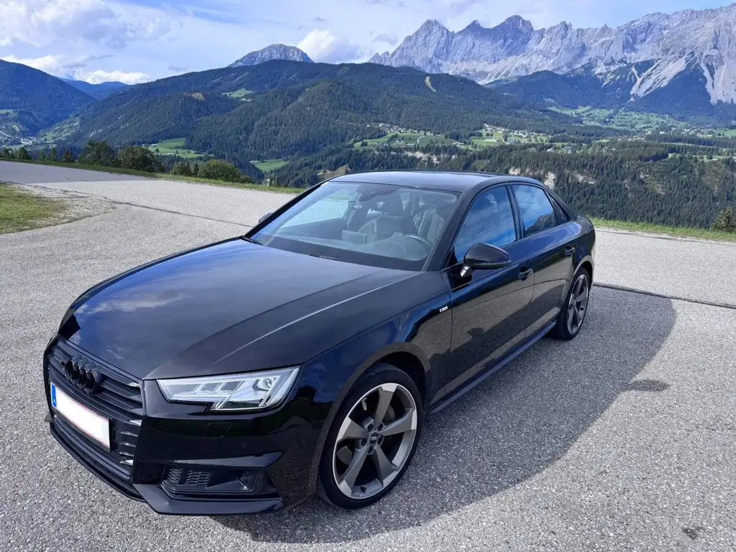 Audi A4 A4 2,0 TDI quattro, TOP-Ausstattung, ÖAMTC Kauftest, Schwarz - 1