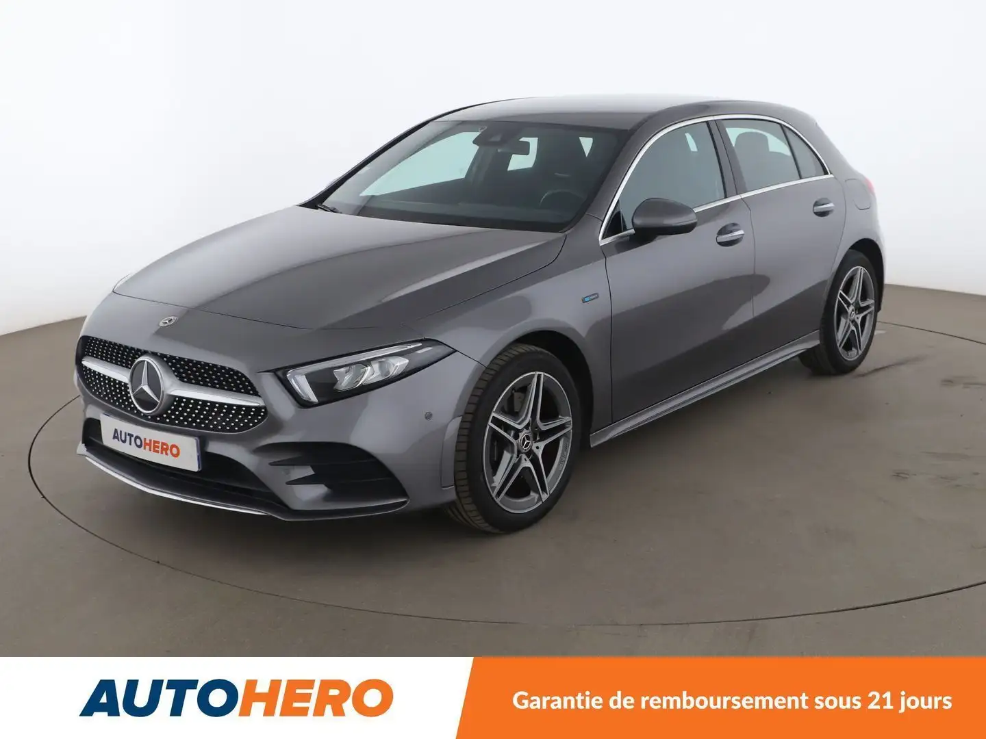 Mercedes-Benz A 250 250 e AMG Line 8G-DCT Gris - 1