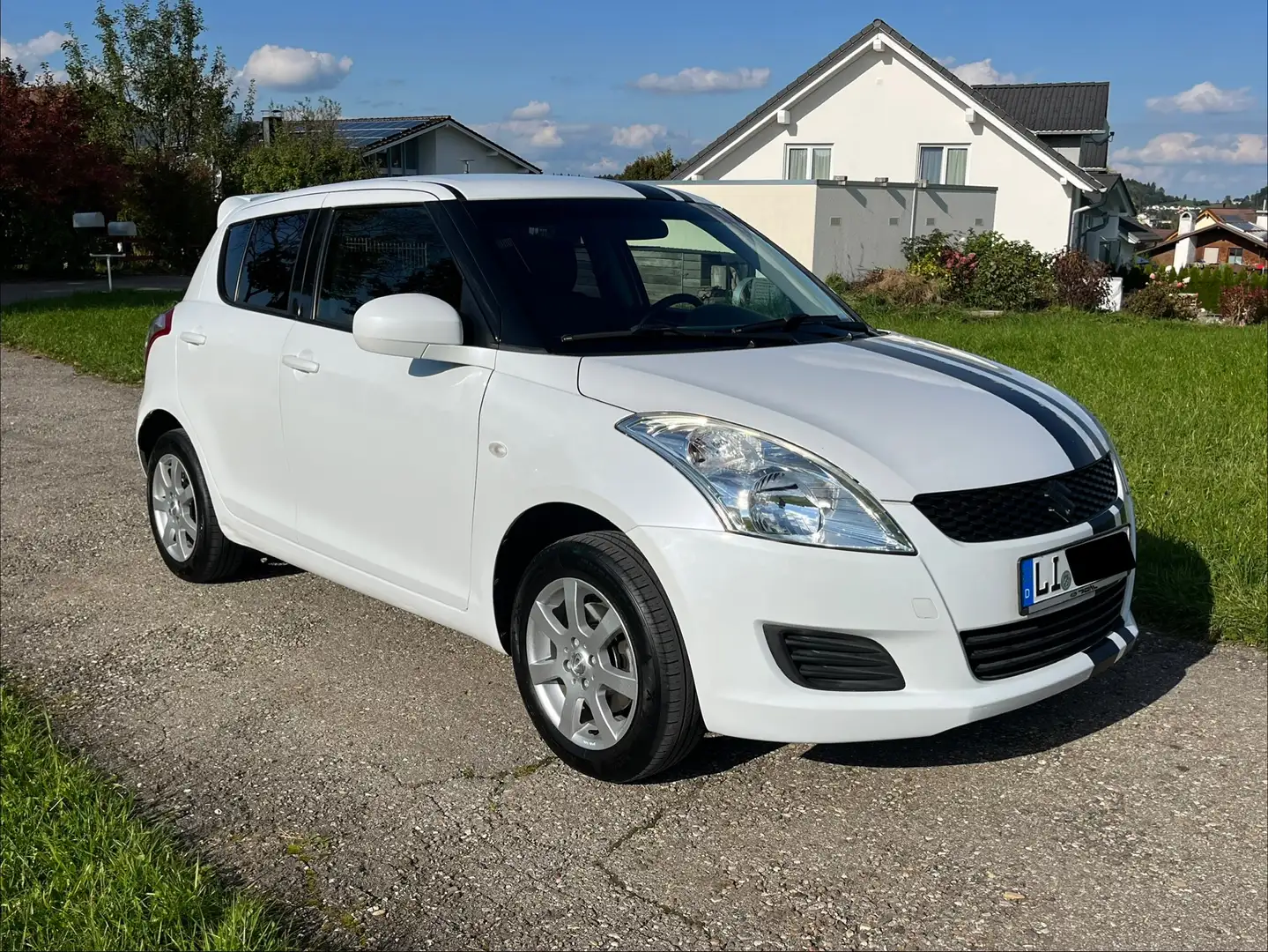 Suzuki Swift Swift 1.2 4x4 Club Weiß - 2
