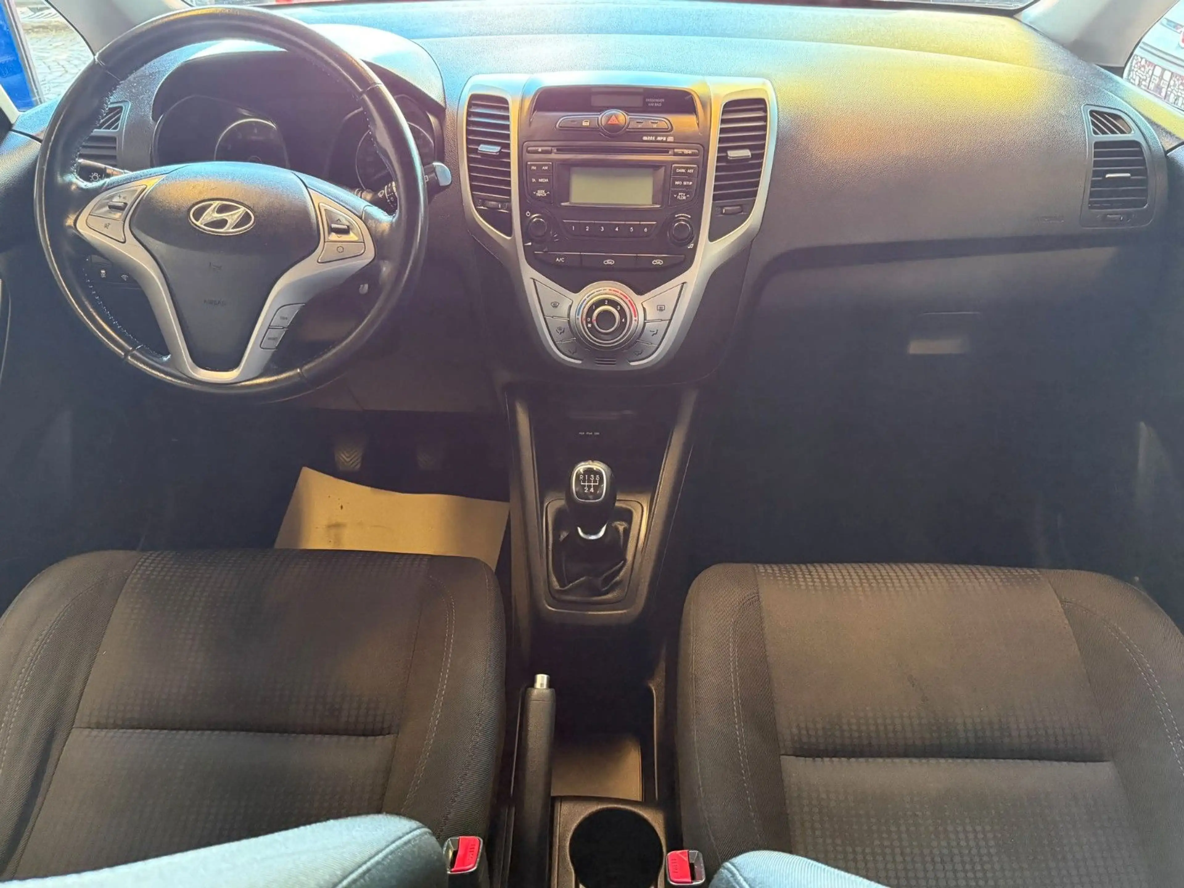 Hyundai iX20 Classic Klimaanlage / PDC — photo 15