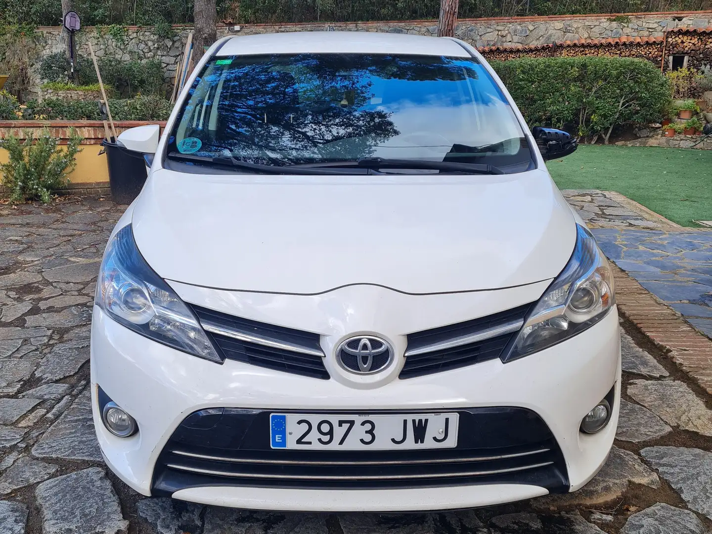 Toyota Verso 115D Advance 7pl. Blanco - 1