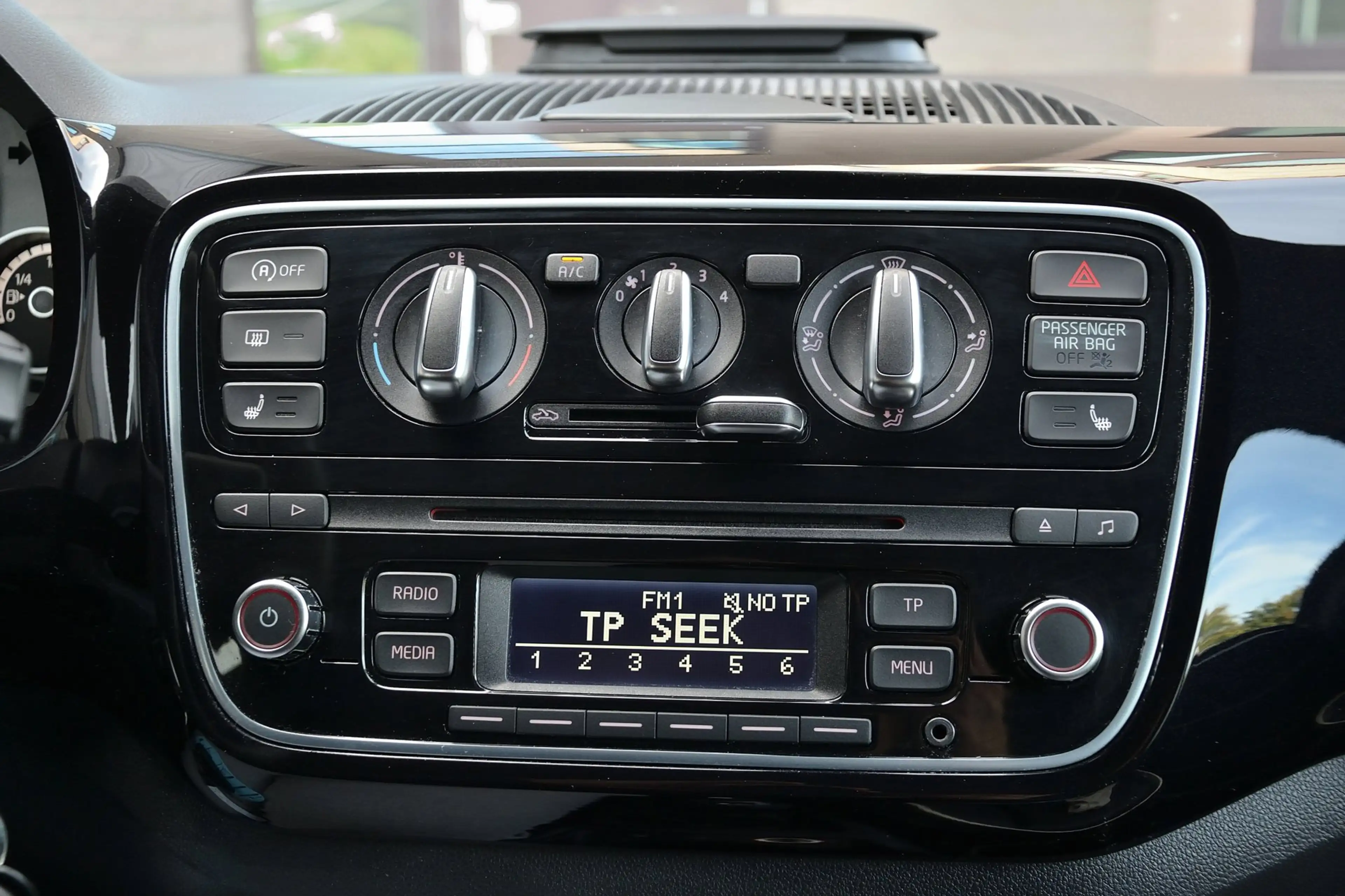 Volkswagen up! 1.0 high up! BlueMotion 5drs | Airco | Cruise Cont — photo 12