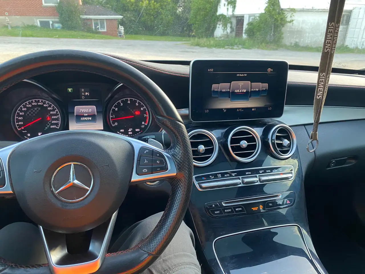 Mercedes-Benz C-Class photo Mercedes-Benz C-Class