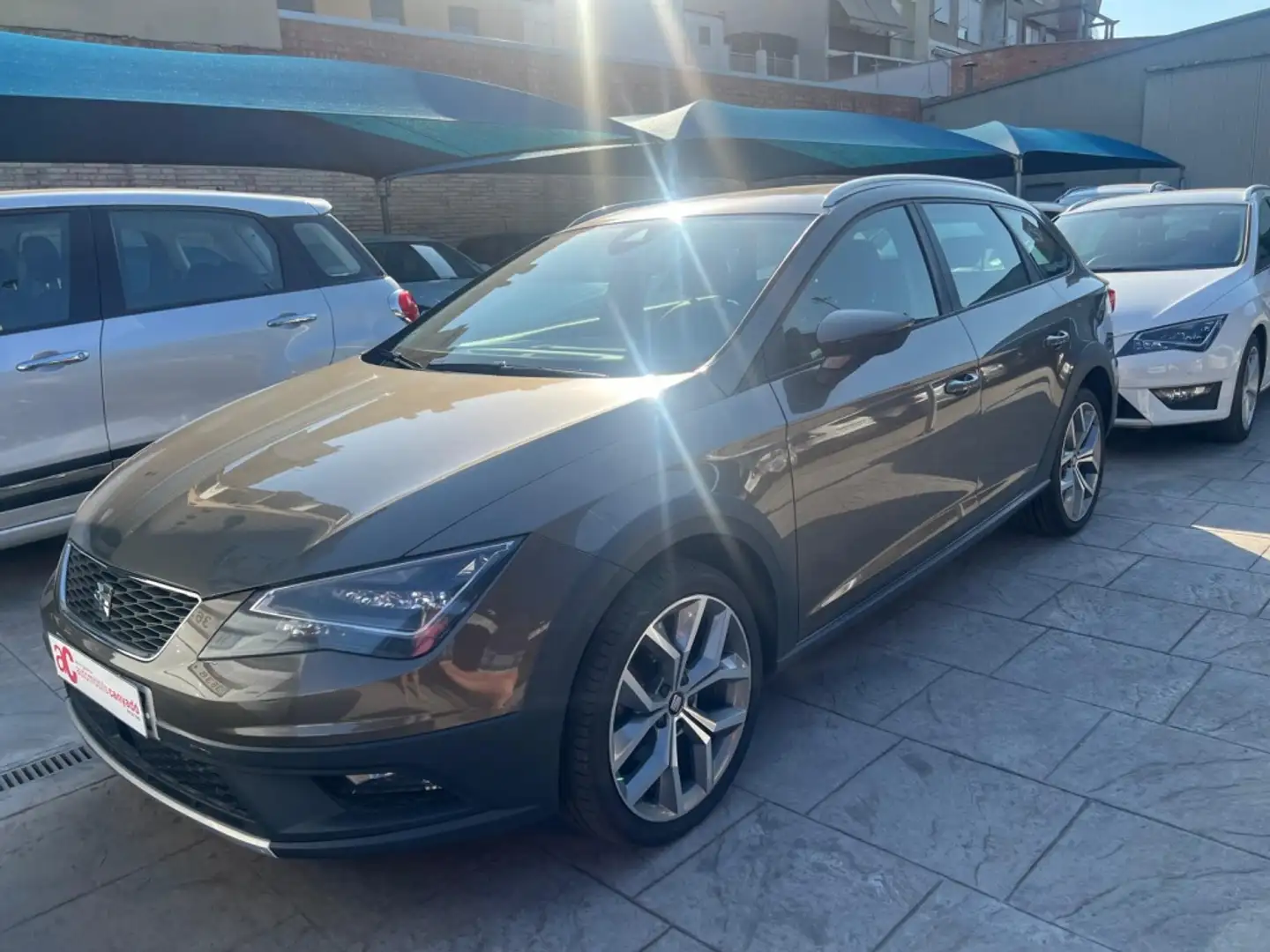 SEAT Leon 2.0TDI CR S&S 4Drive 150 Marrón - 1