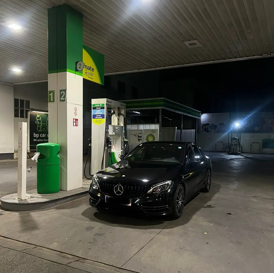 Mercedes-Benz C 400 T 4MATIC AMG Line Aut. - 1