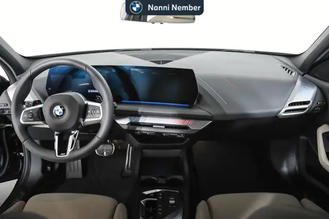 BMW 1 Series view 10