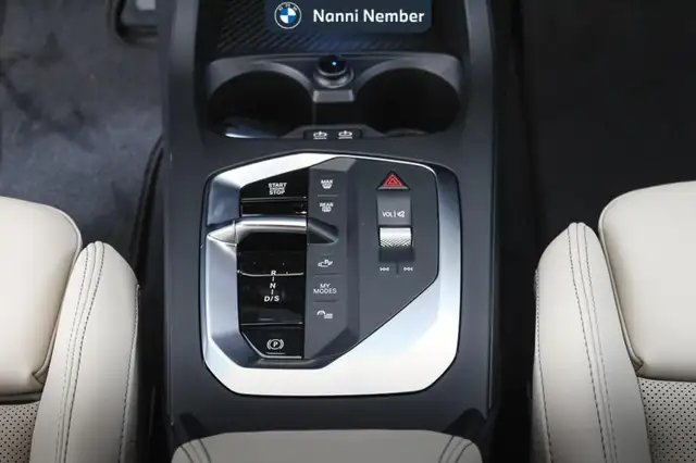 BMW 1 Series view 12