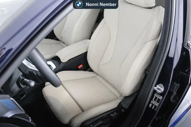BMW 1 Series view 13