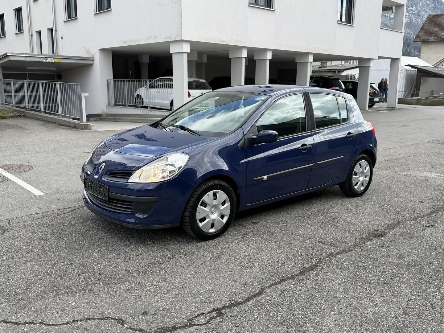 Renault Clio Authentique 1,2 16V - 1