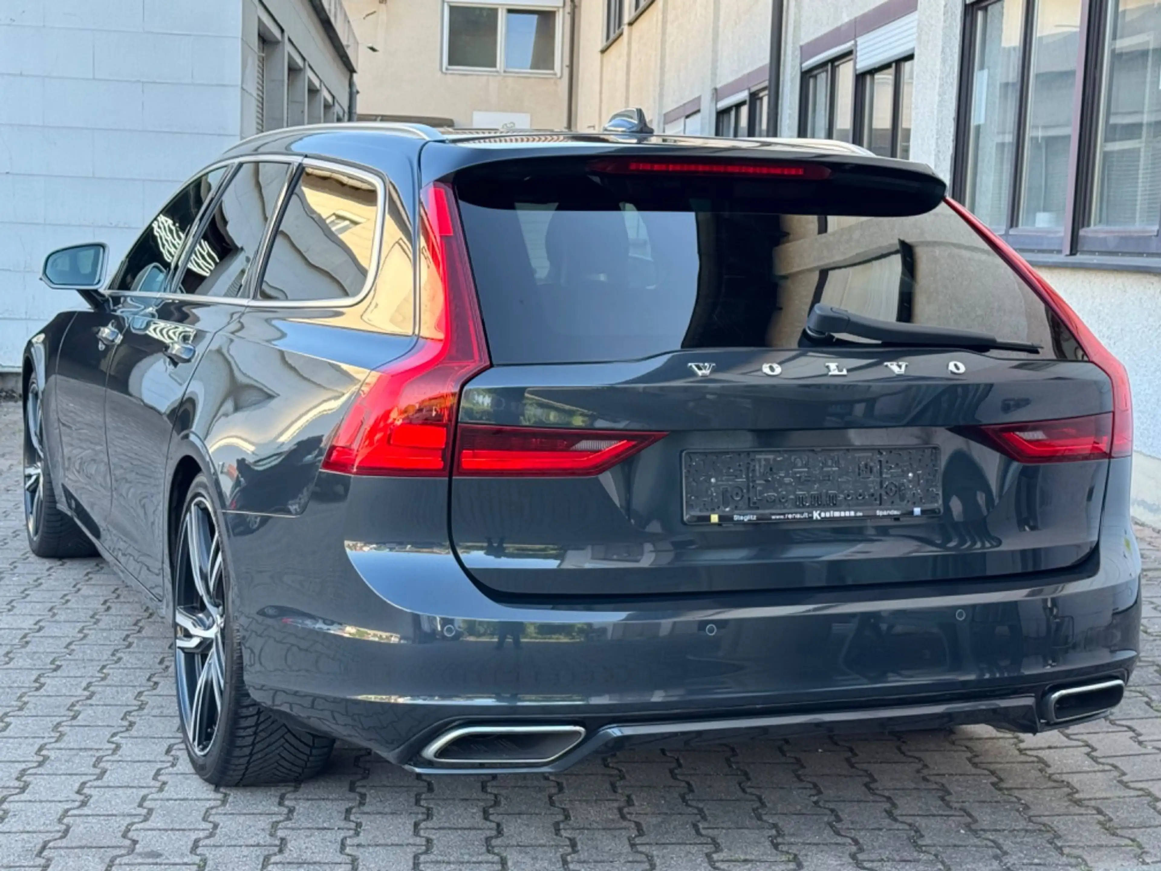 Volvo V90 Kombi R Design LED ANDROID SOUND MEMORY — photo 6