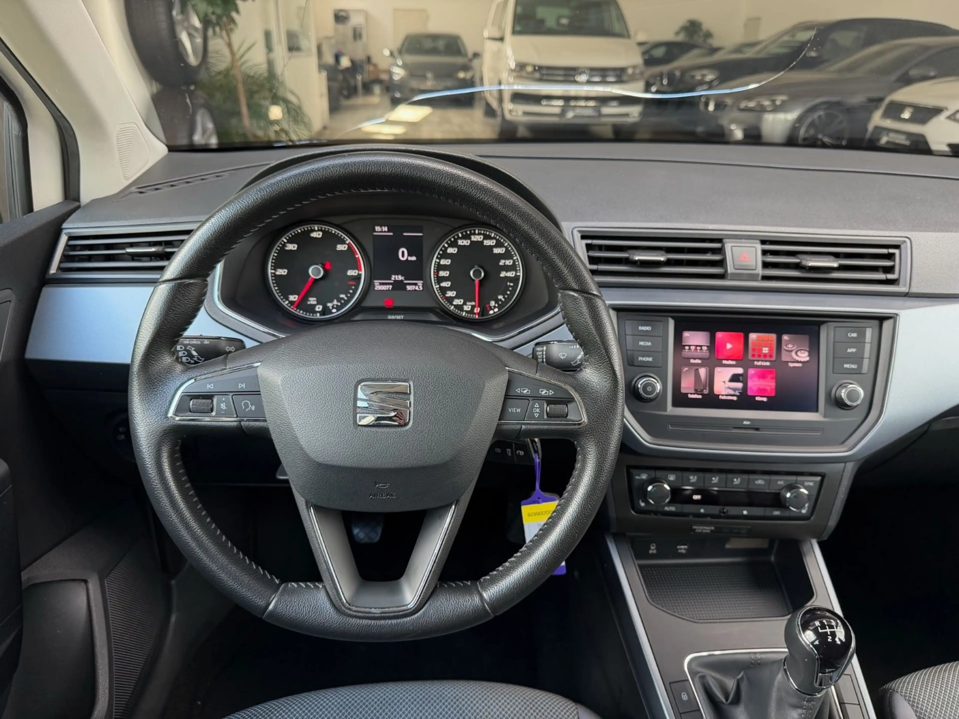 SEAT Arona 1.6 TDI Style — photo 14
