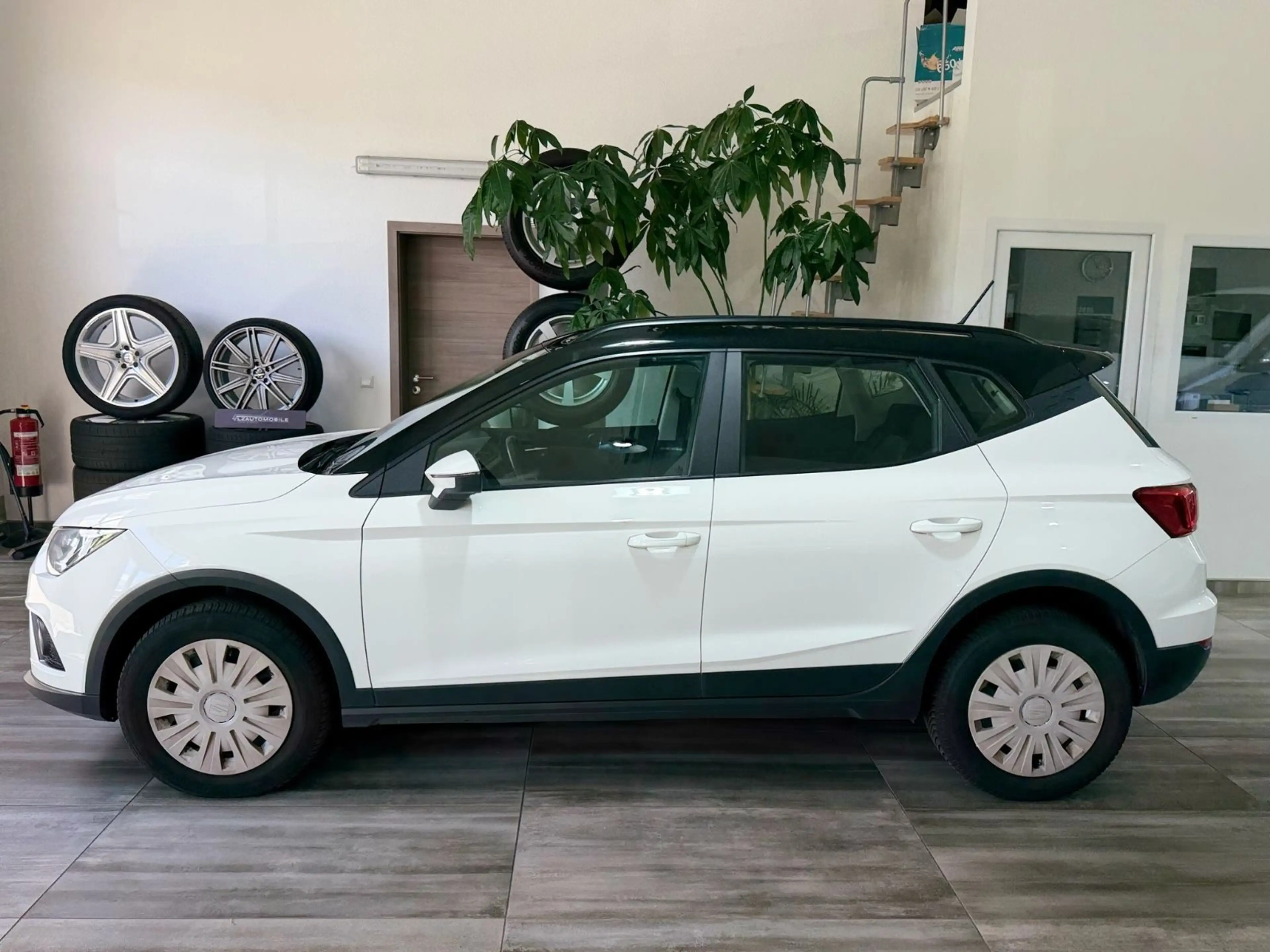 SEAT Arona 1.6 TDI Style — photo 8