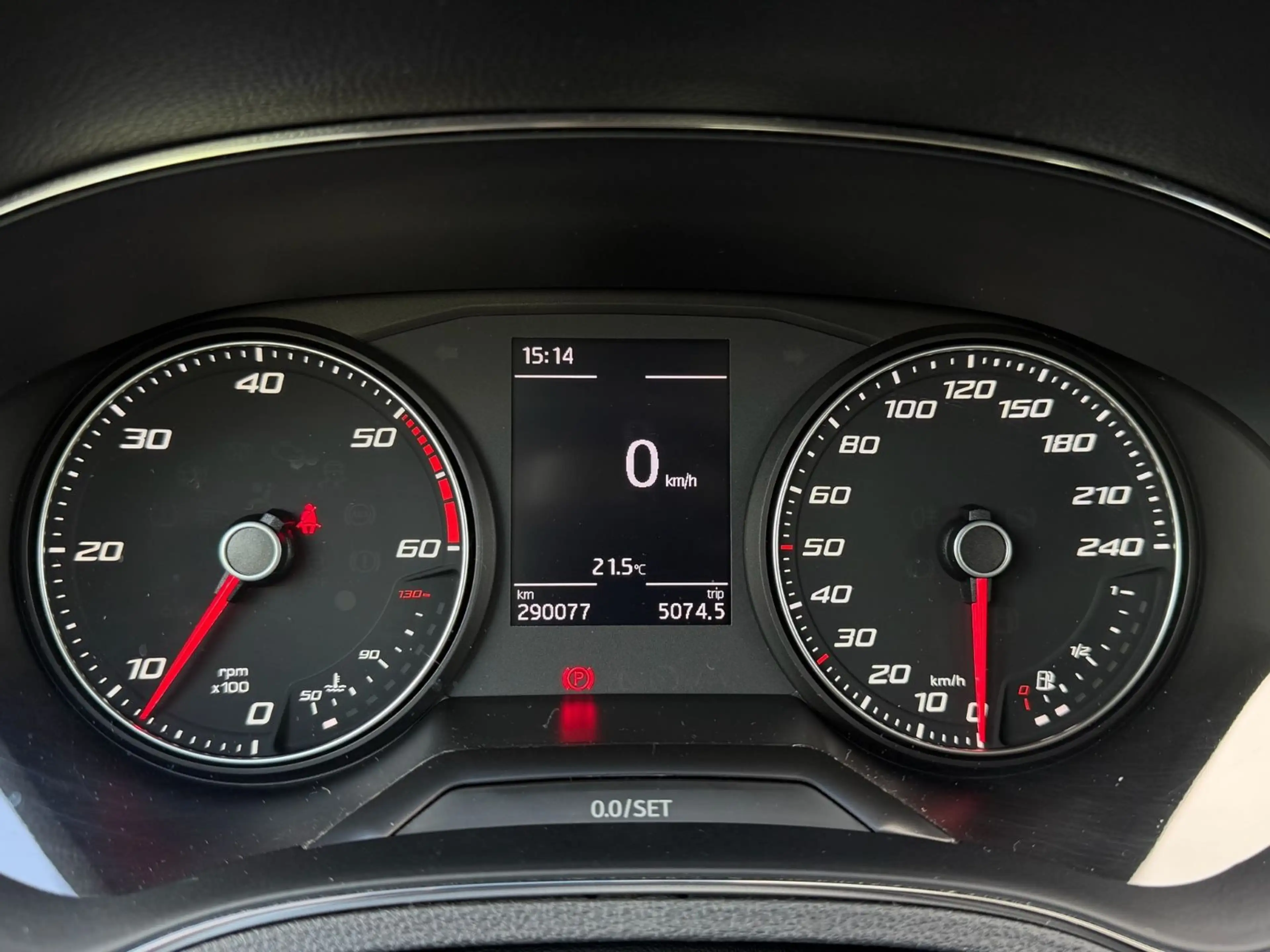 SEAT Arona 1.6 TDI Style — photo 15