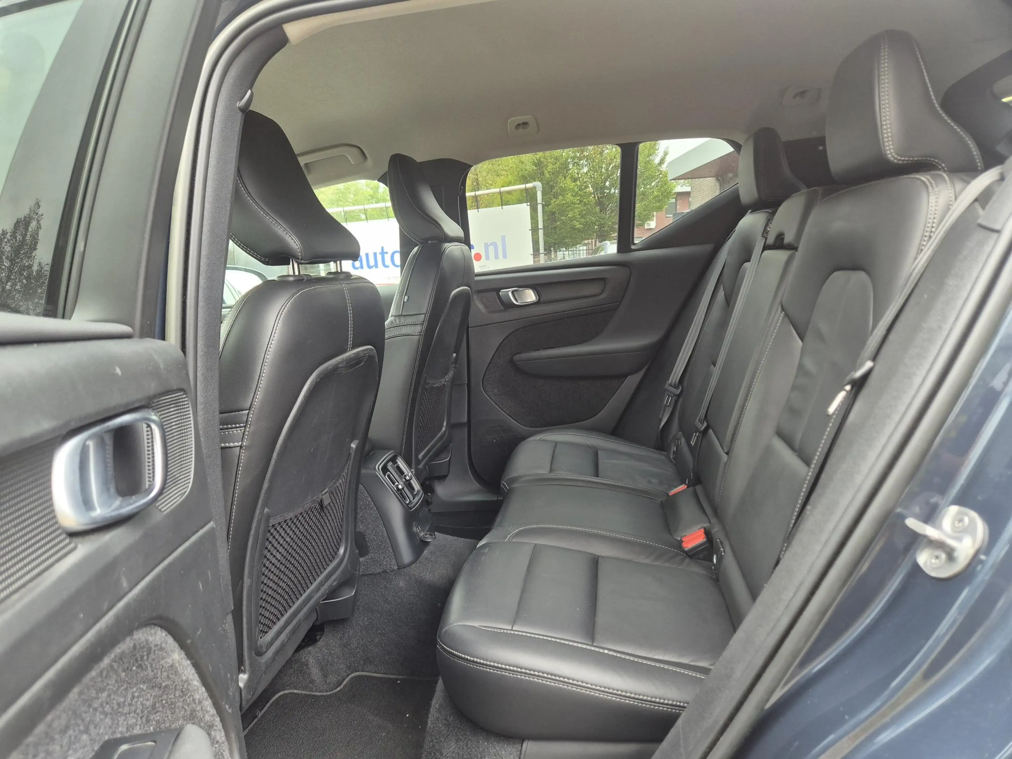 Volvo XC40 1.5 T4 Recharge Inscription Expression Trekhaak/Le — photo 6