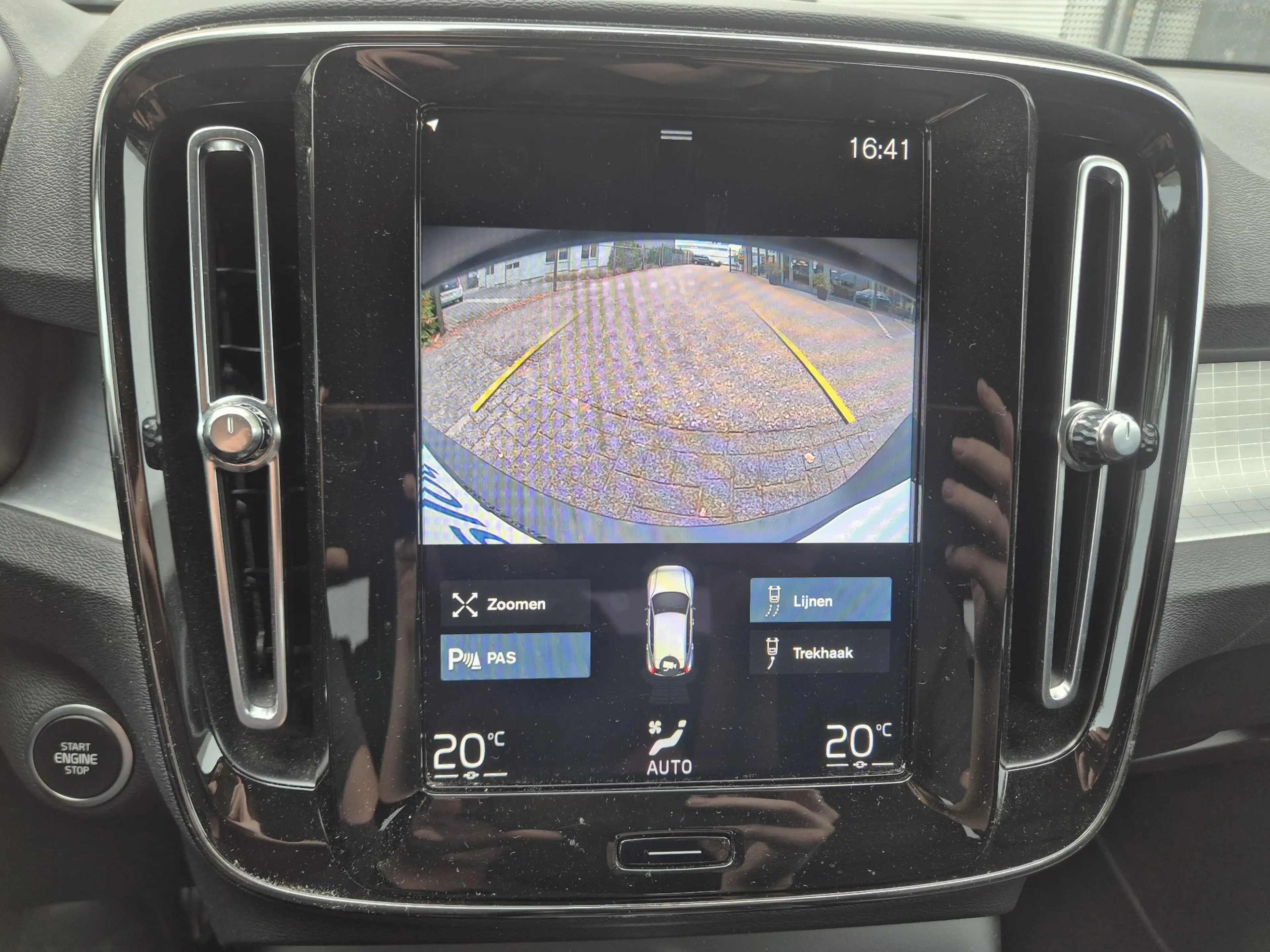 Volvo XC40 1.5 T4 Recharge Inscription Expression Trekhaak/Le — photo 11