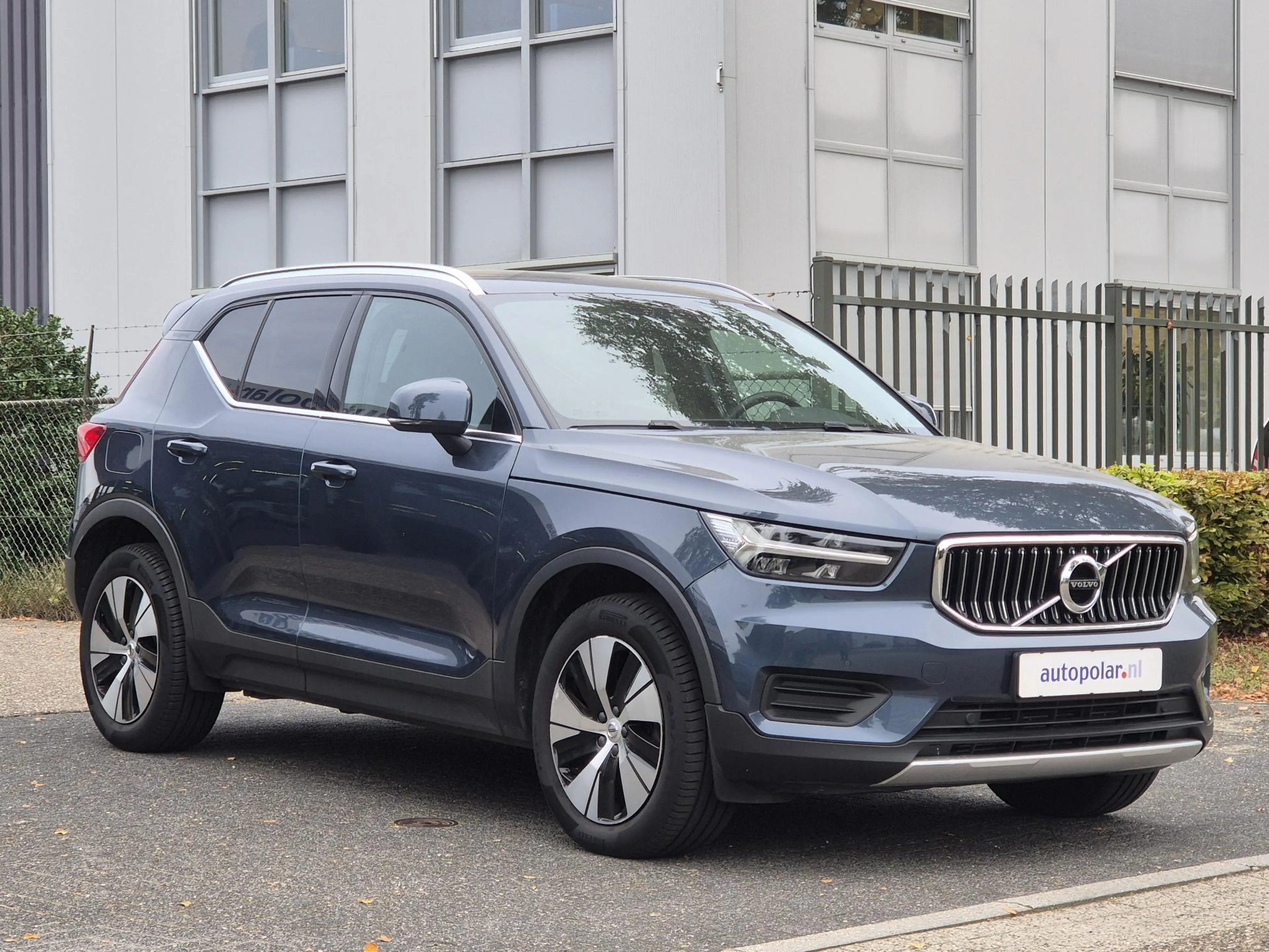 Volvo XC40 1.5 T4 Recharge Inscription Expression Trekhaak/Le — photo 2