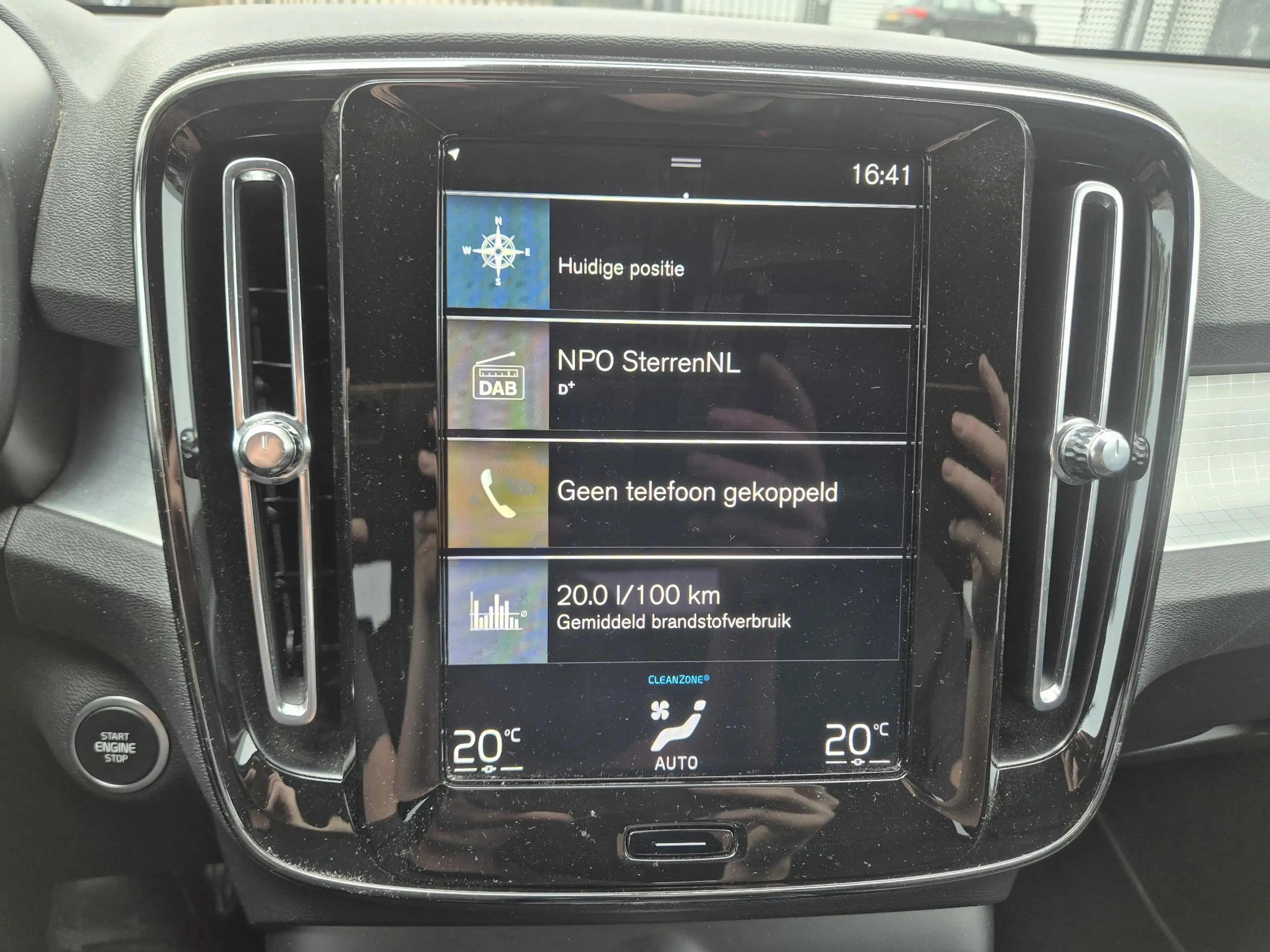Volvo XC40 1.5 T4 Recharge Inscription Expression Trekhaak/Le — photo 10