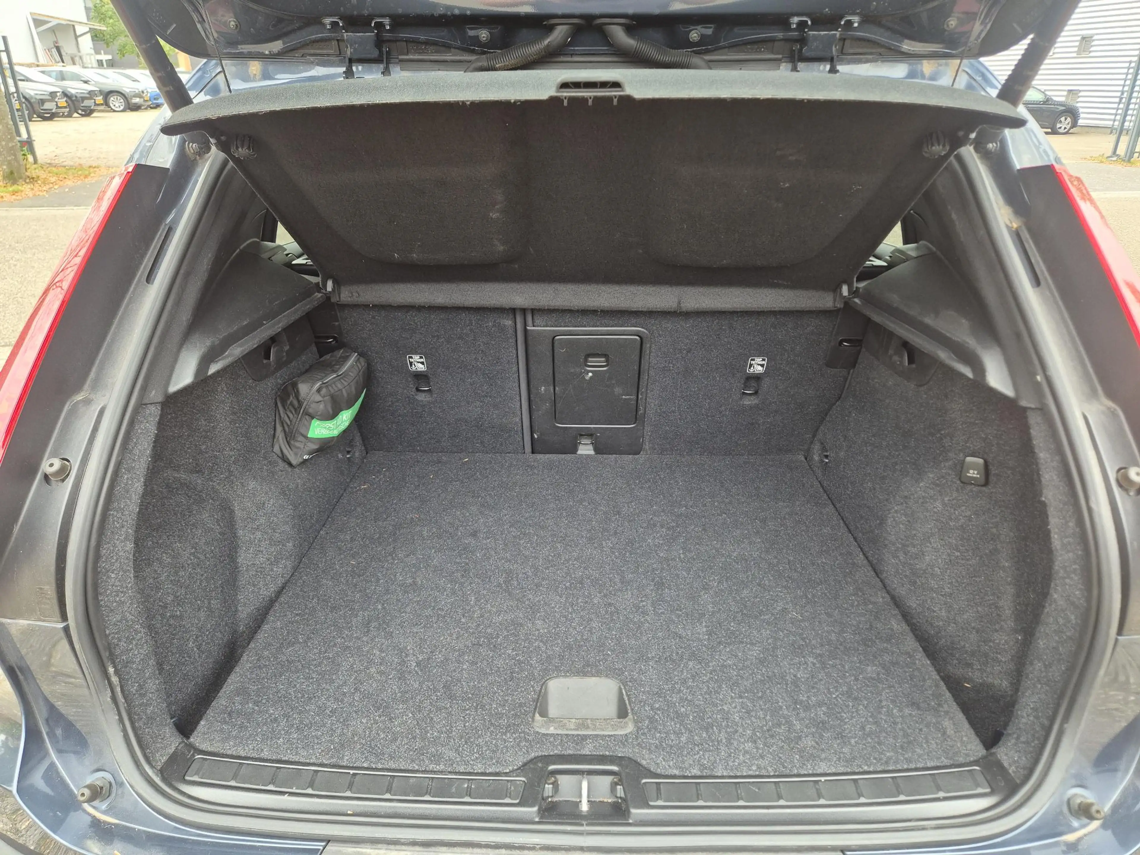Volvo XC40 1.5 T4 Recharge Inscription Expression Trekhaak/Le — photo 7