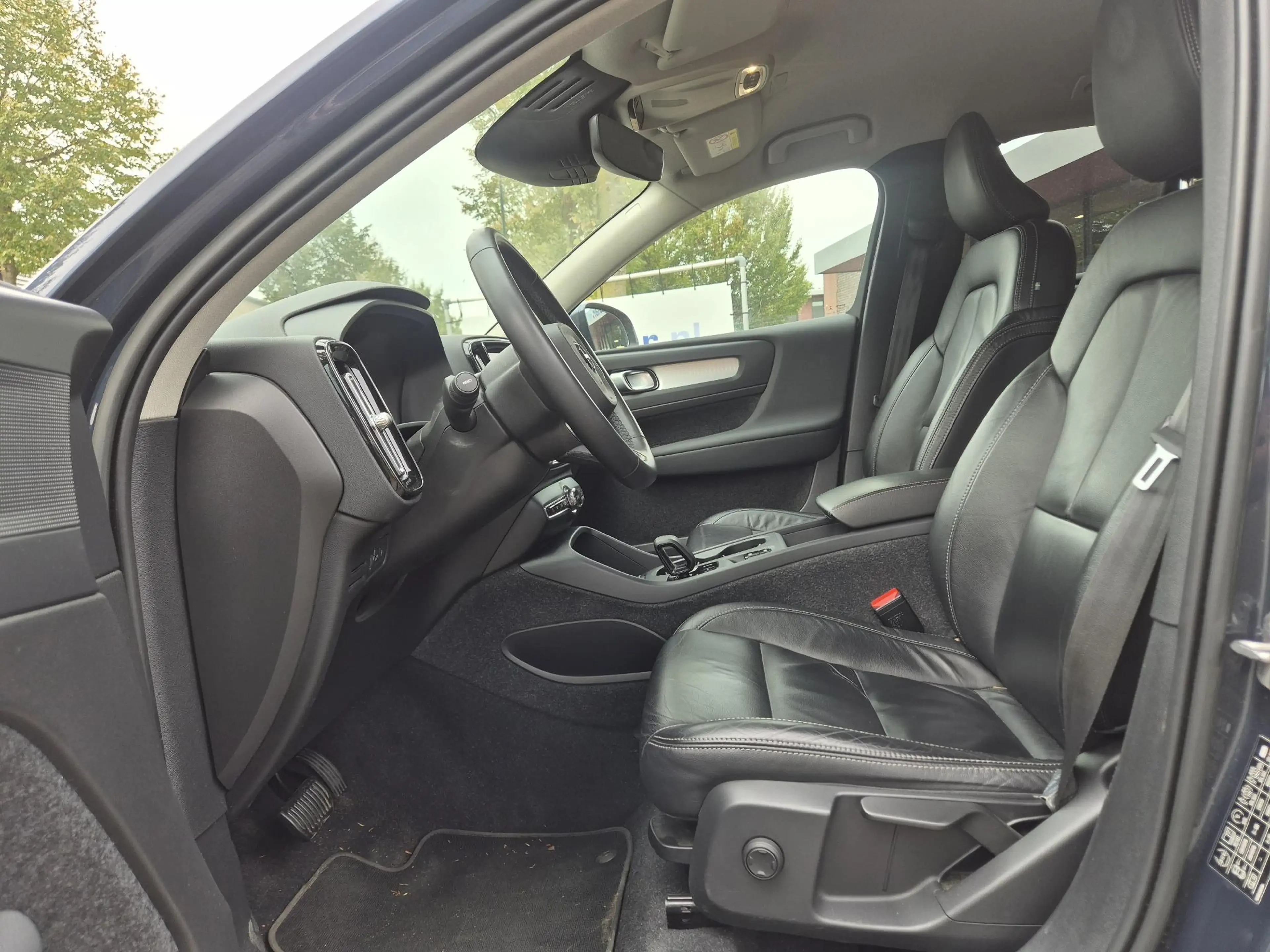 Volvo XC40 1.5 T4 Recharge Inscription Expression Trekhaak/Le — photo 5