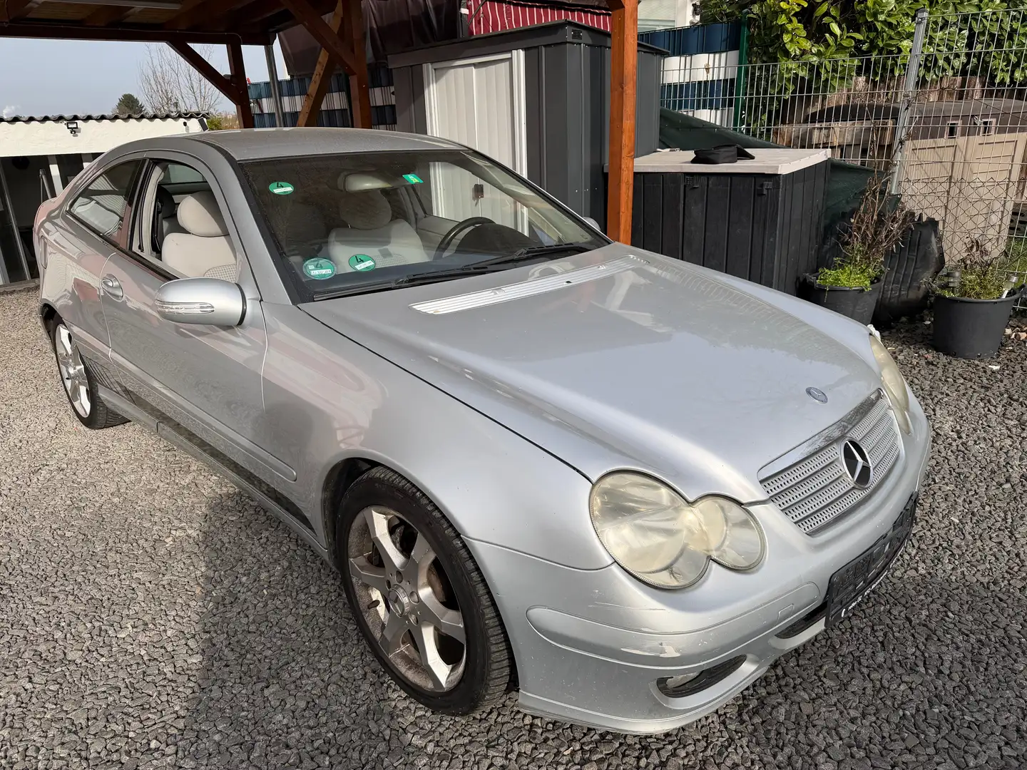 Mercedes-Benz C 200 C 200 CDI top lange Strecke Fahrzeug Grau - 2