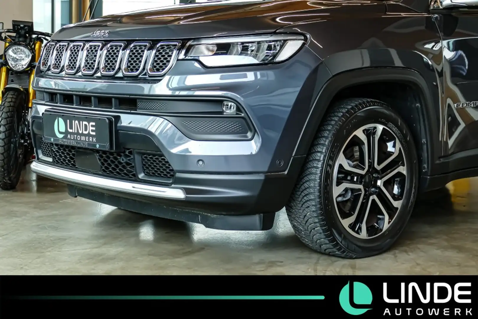 Jeep Compass 80th Anniversary |NAVI|360°|CARPLAY|LANE Gris - 2