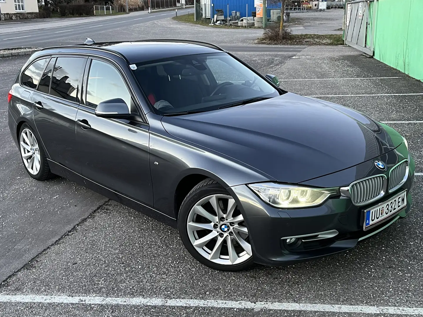 BMW 330 330d Touring Österreich-Paket Aut. - 1