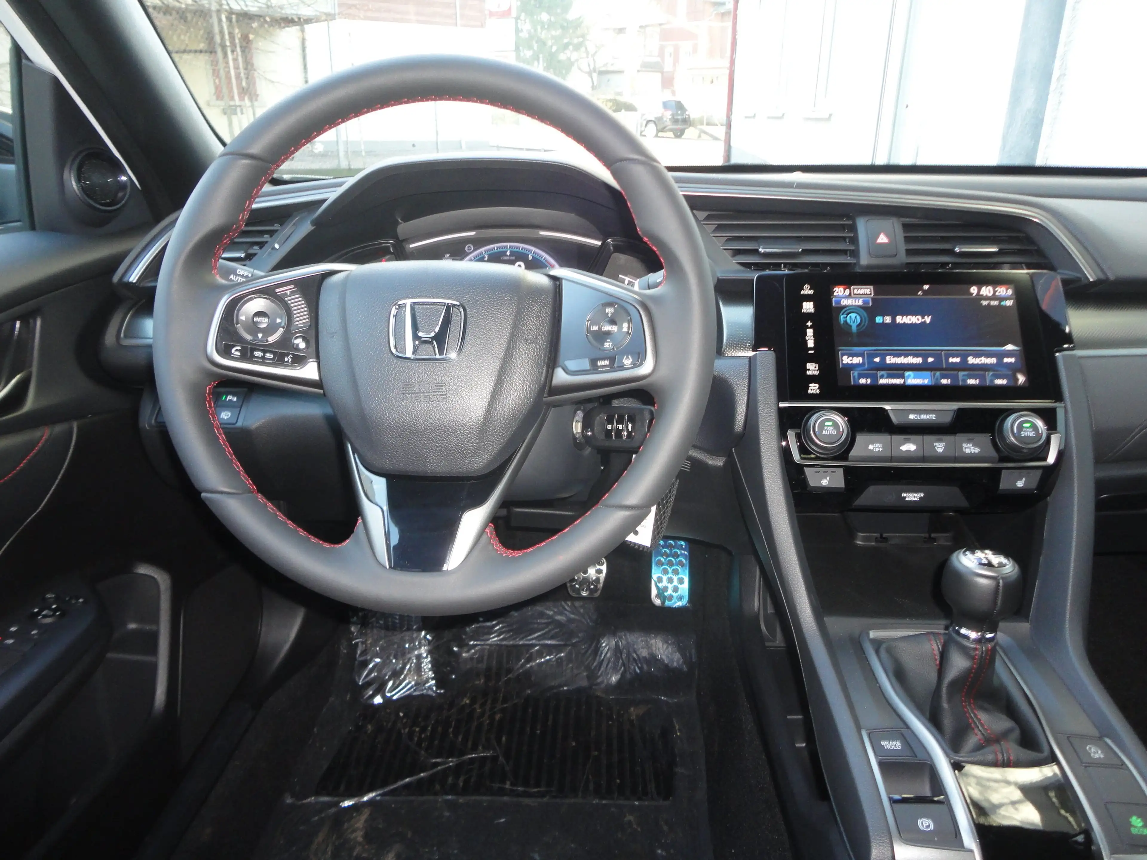 Honda Civic 1.0 Dynamic Limited Edition — photo 12