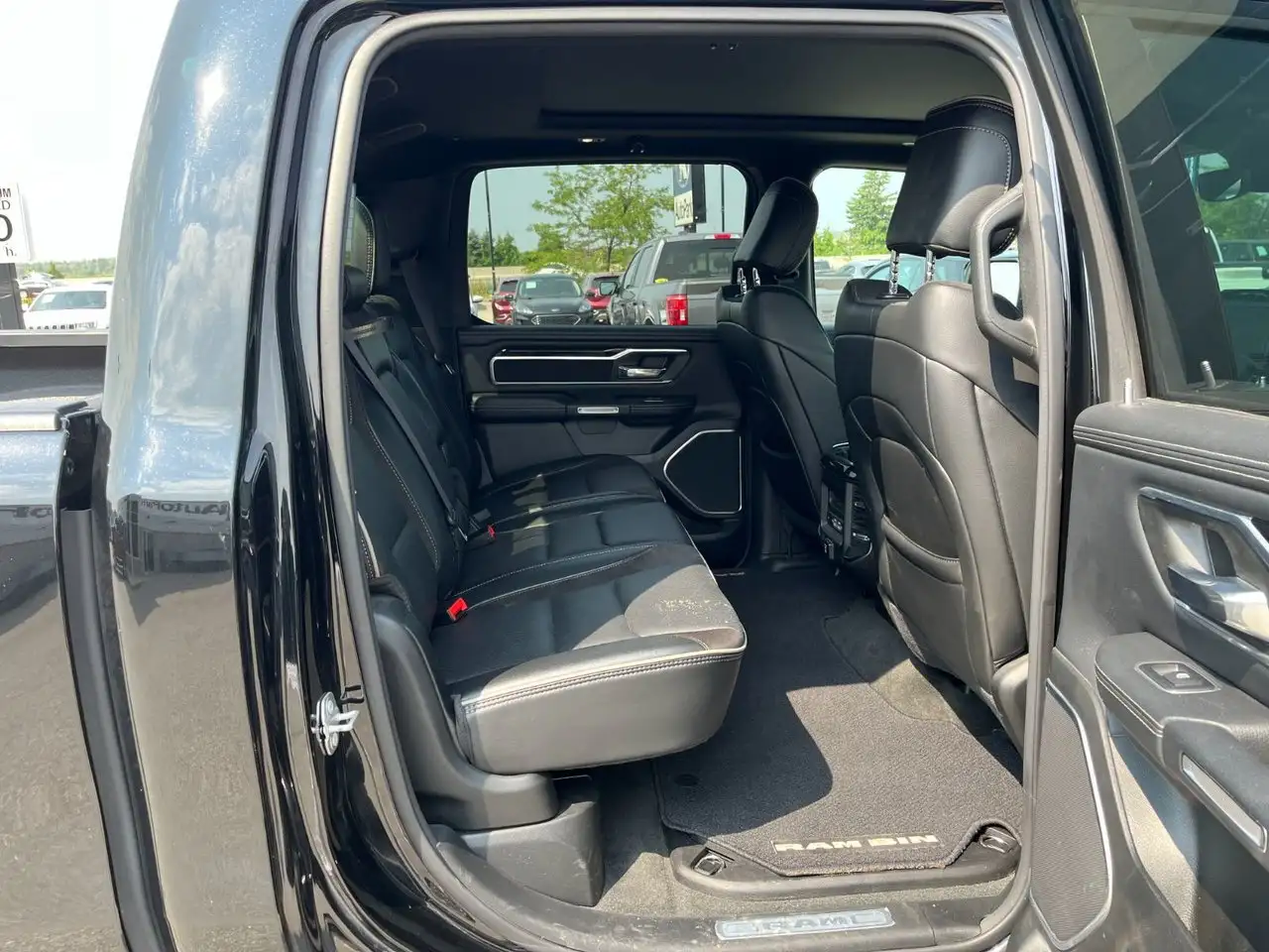RAM 1500 photo RAM 1500