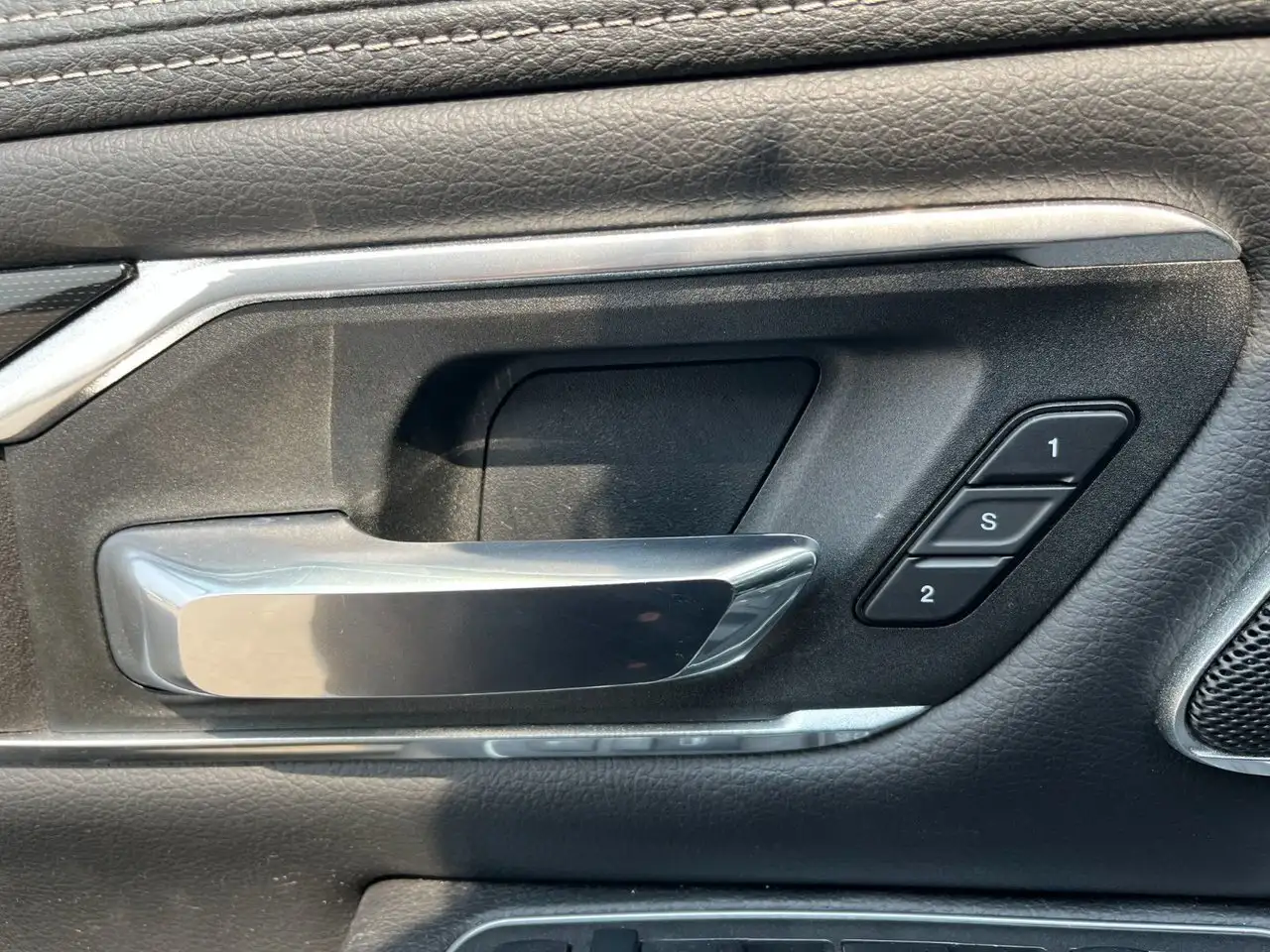RAM 1500 photo RAM 1500