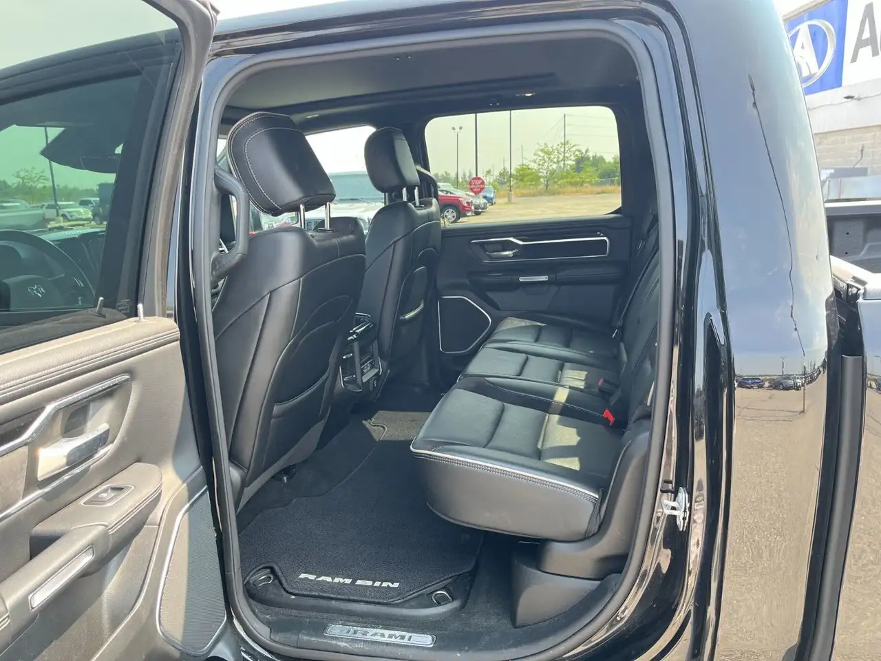 RAM 1500 photo RAM 1500