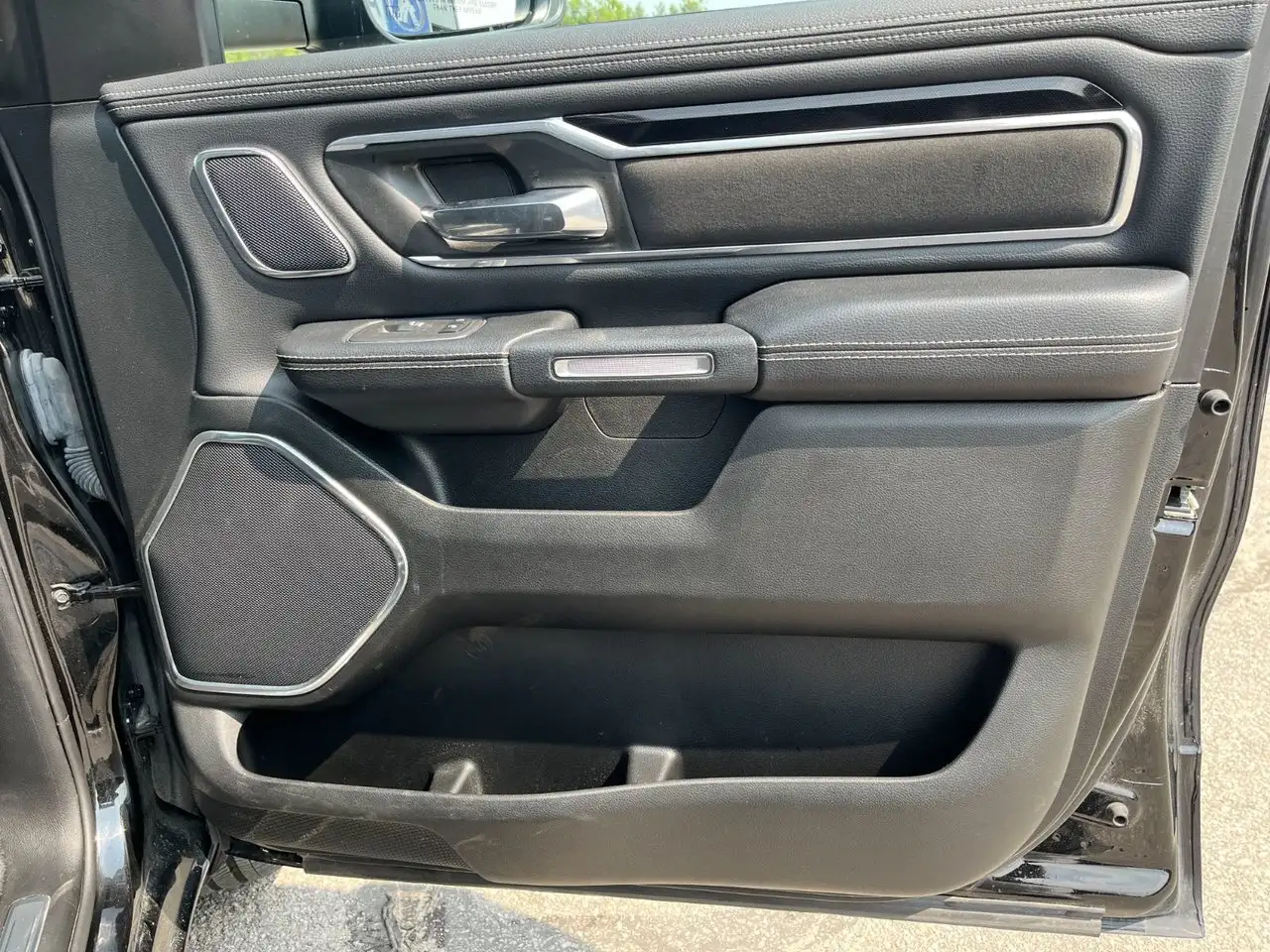 RAM 1500 photo RAM 1500