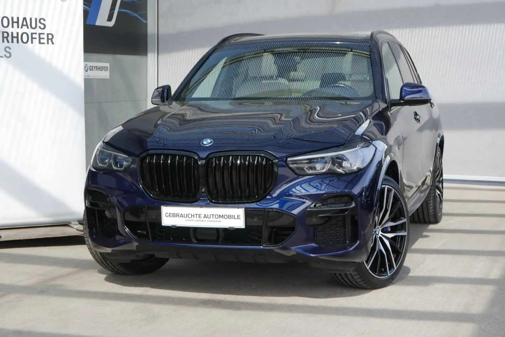 BMW X5 xDrive 45e *M-Paket/Laser/Pano./AHK/360°/HUD/ACC/Sitzlüftung/22 Zoll* Blau - 2
