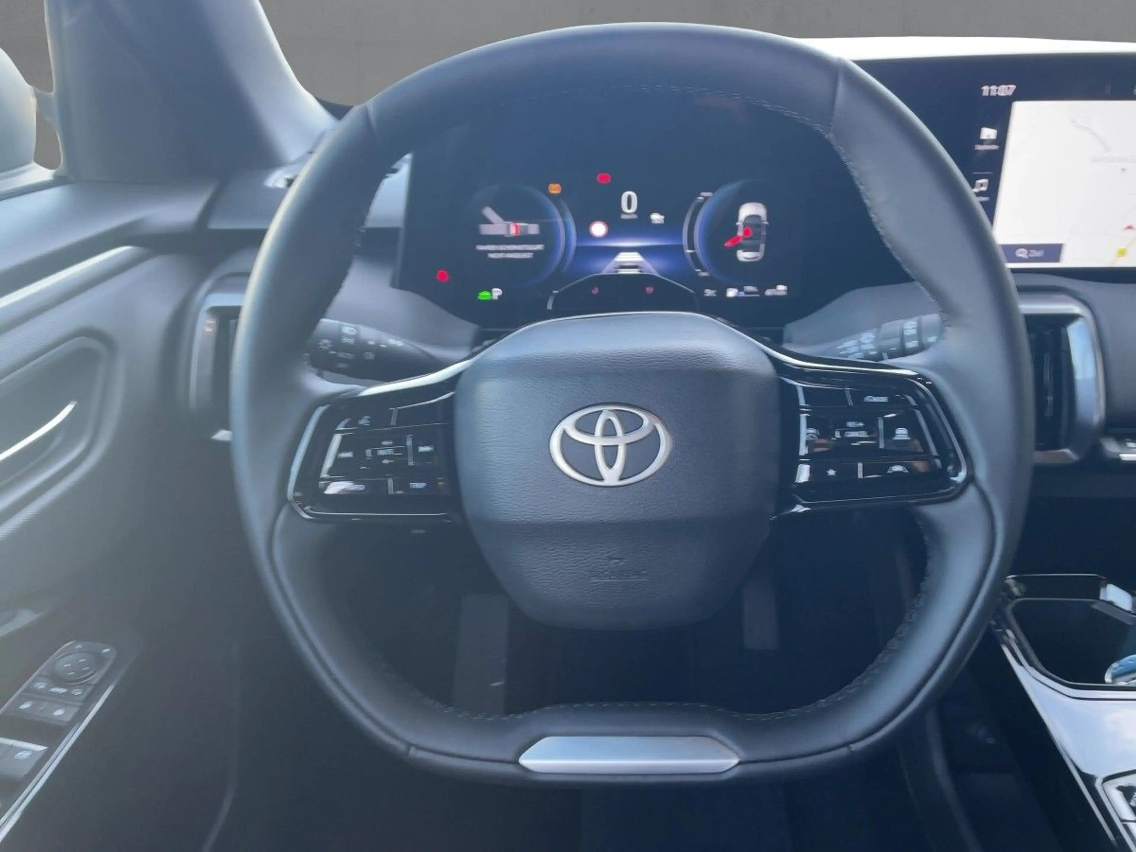 Toyota Urban Cruiser 128 kW / 61 kWh Teamplayer — photo 10