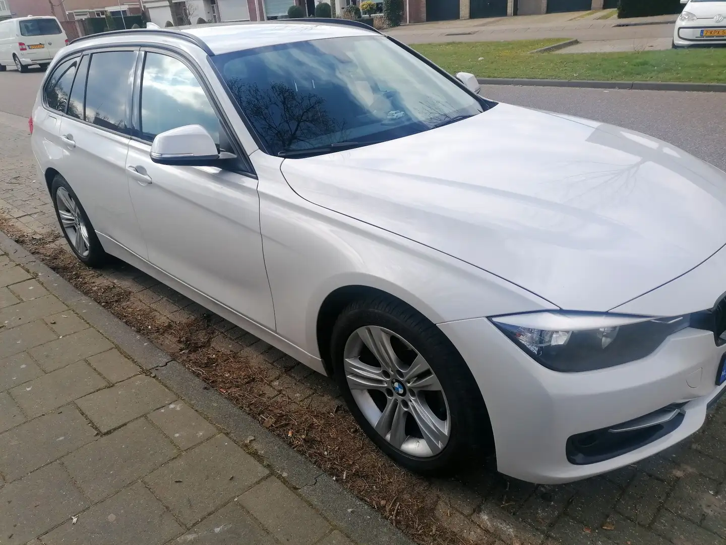 BMW 318 318d 2.0 Touring Aut. - 2